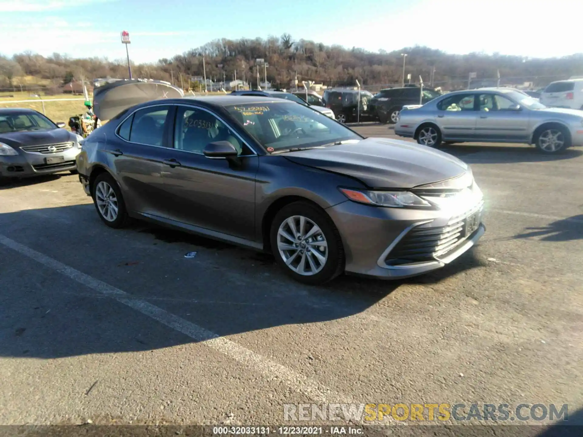 1 Photograph of a damaged car 4T1R11AK3MU578159 TOYOTA CAMRY 2021