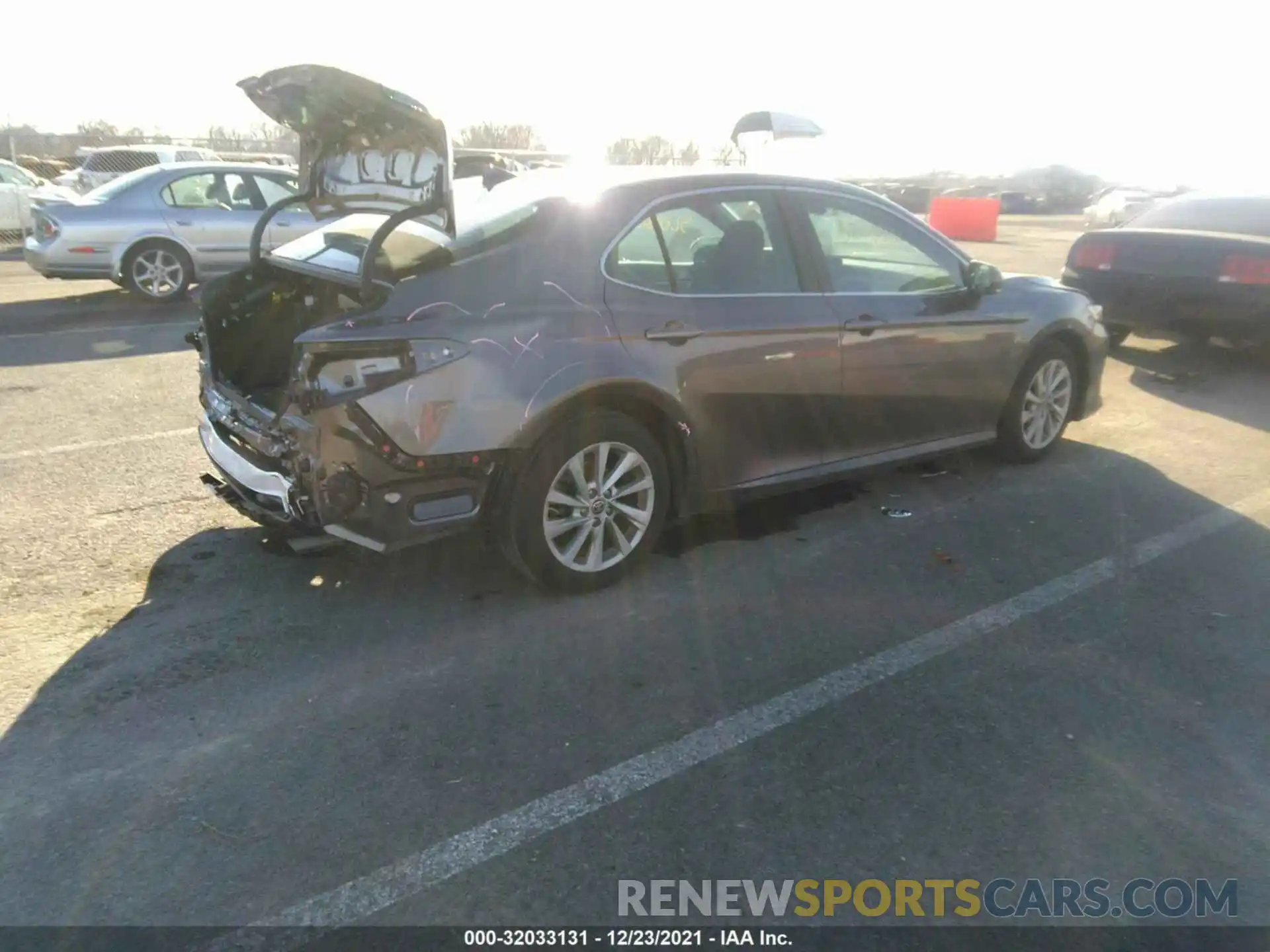 4 Photograph of a damaged car 4T1R11AK3MU578159 TOYOTA CAMRY 2021