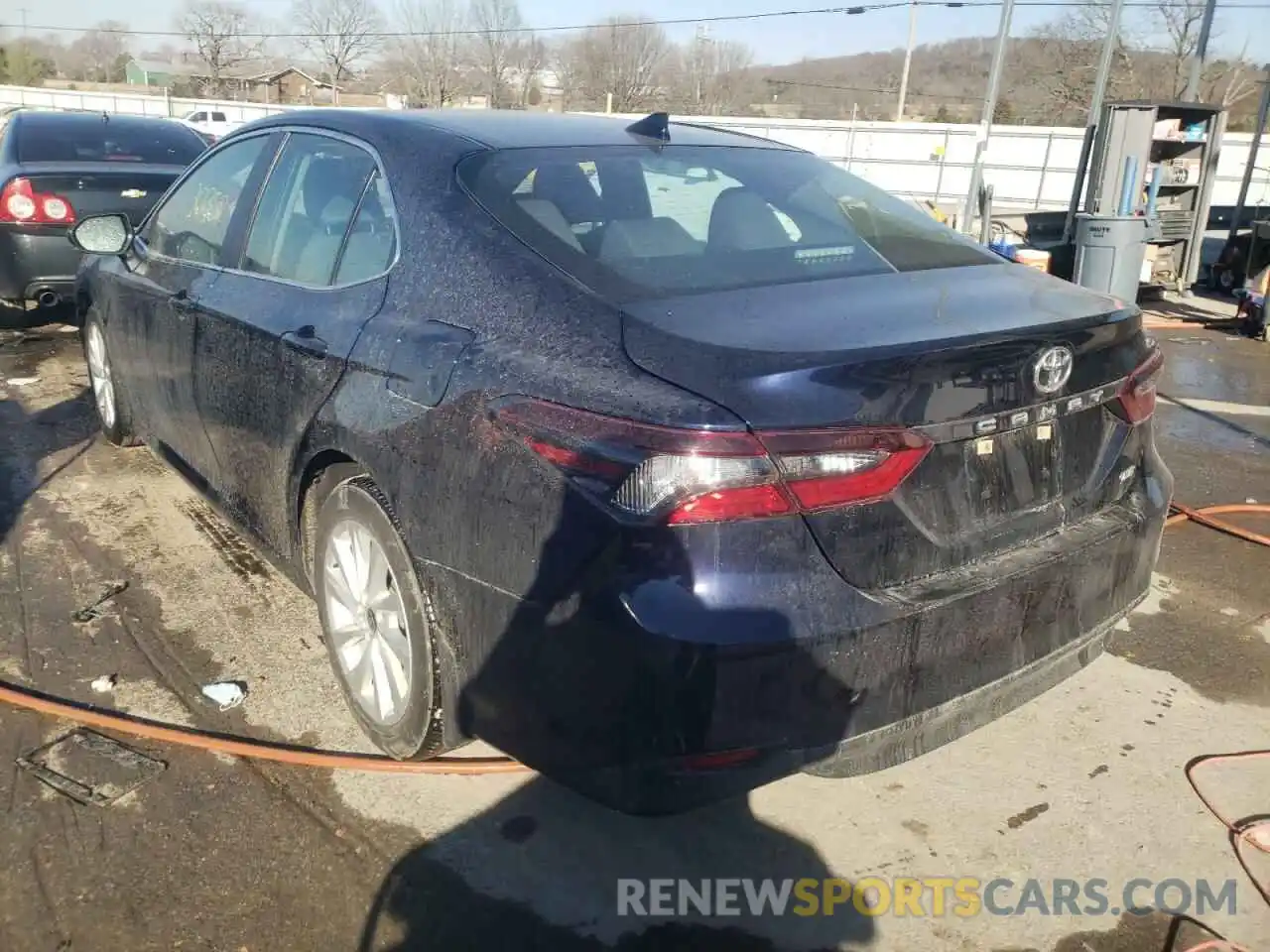 3 Photograph of a damaged car 4T1R11AK4MU532405 TOYOTA CAMRY 2021