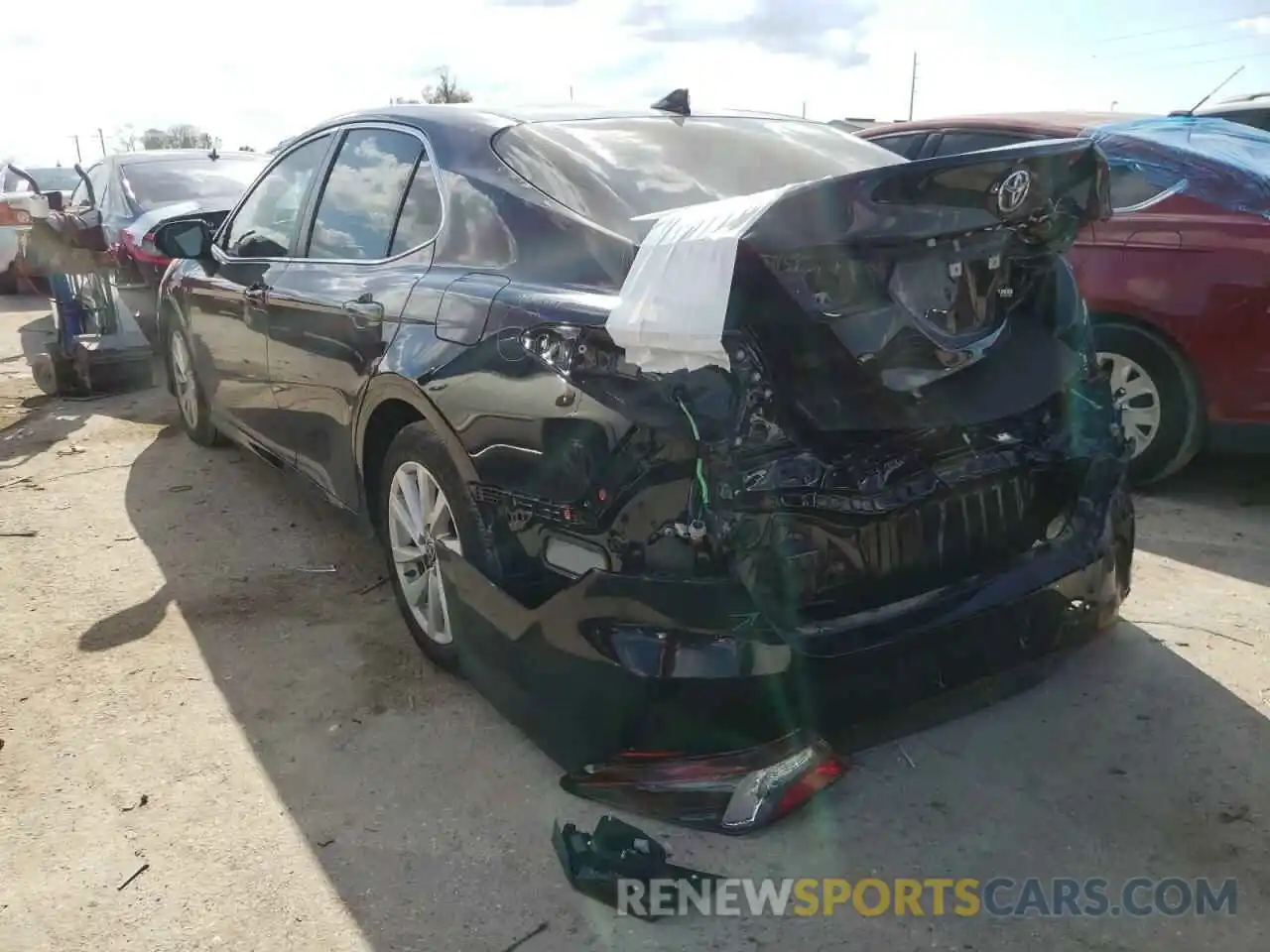 3 Photograph of a damaged car 4T1R11AK4MU608494 TOYOTA CAMRY 2021