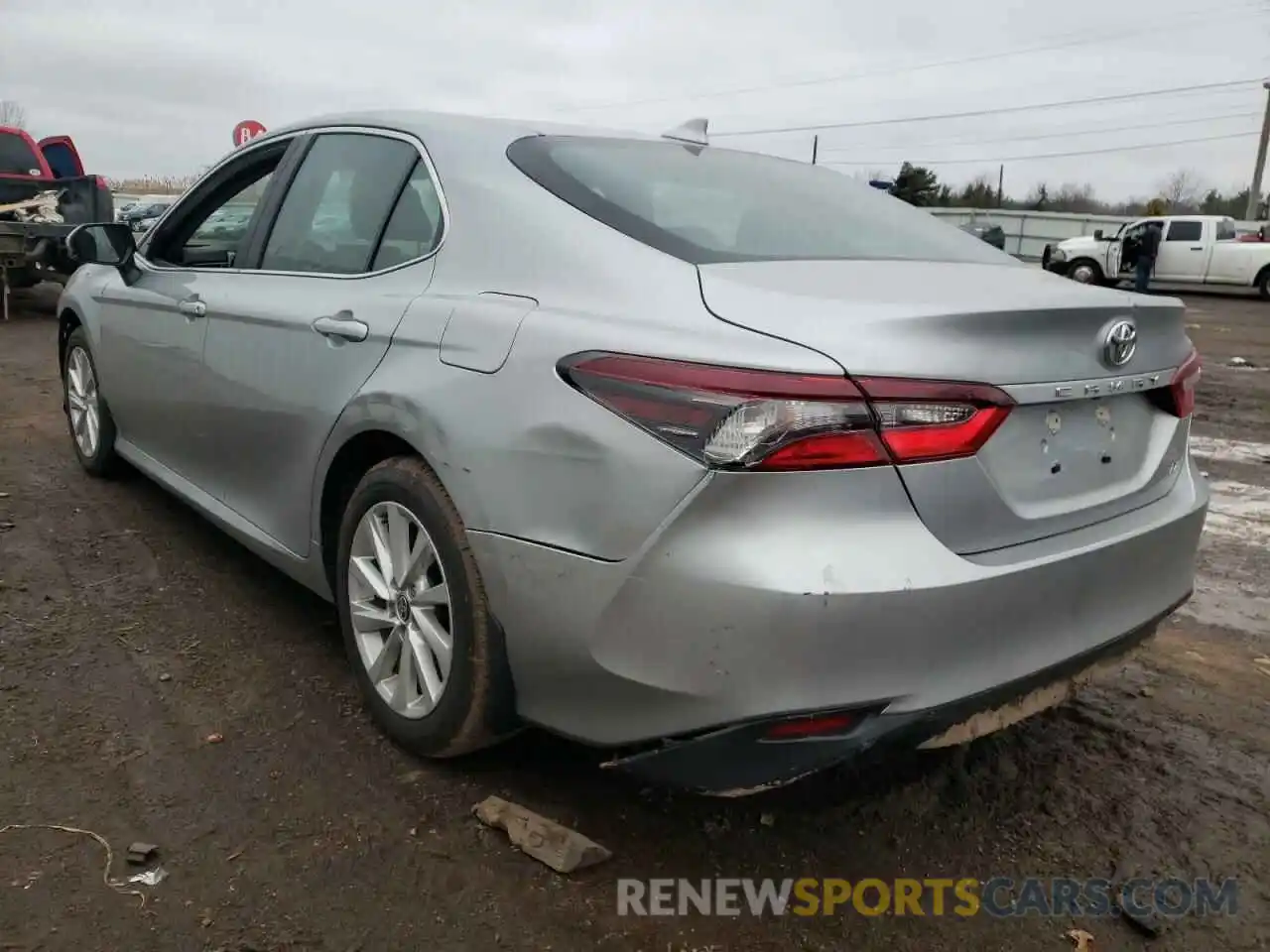 3 Photograph of a damaged car 4T1R11AK5MU528783 TOYOTA CAMRY 2021