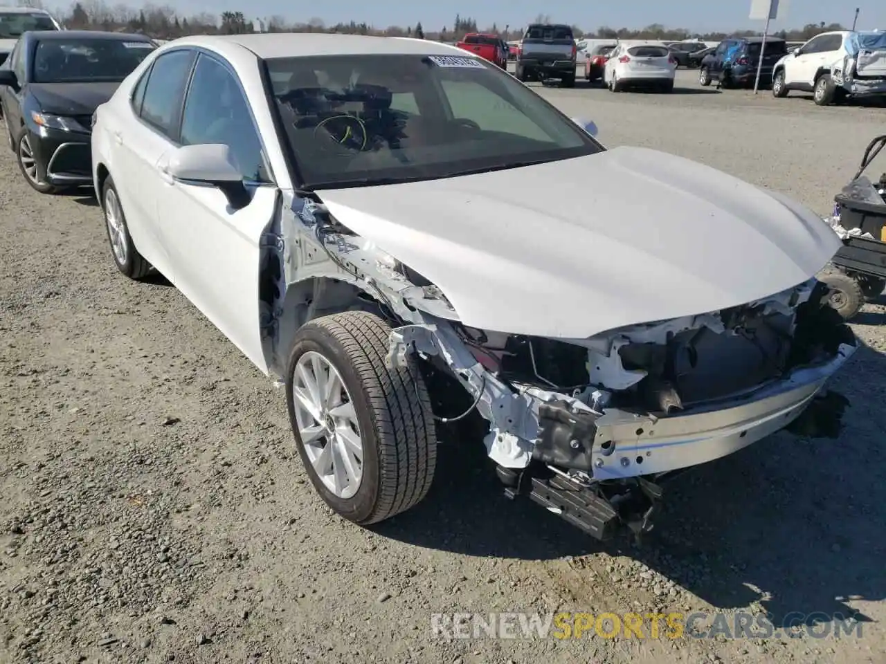 1 Photograph of a damaged car 4T1R11AK5MU579605 TOYOTA CAMRY 2021