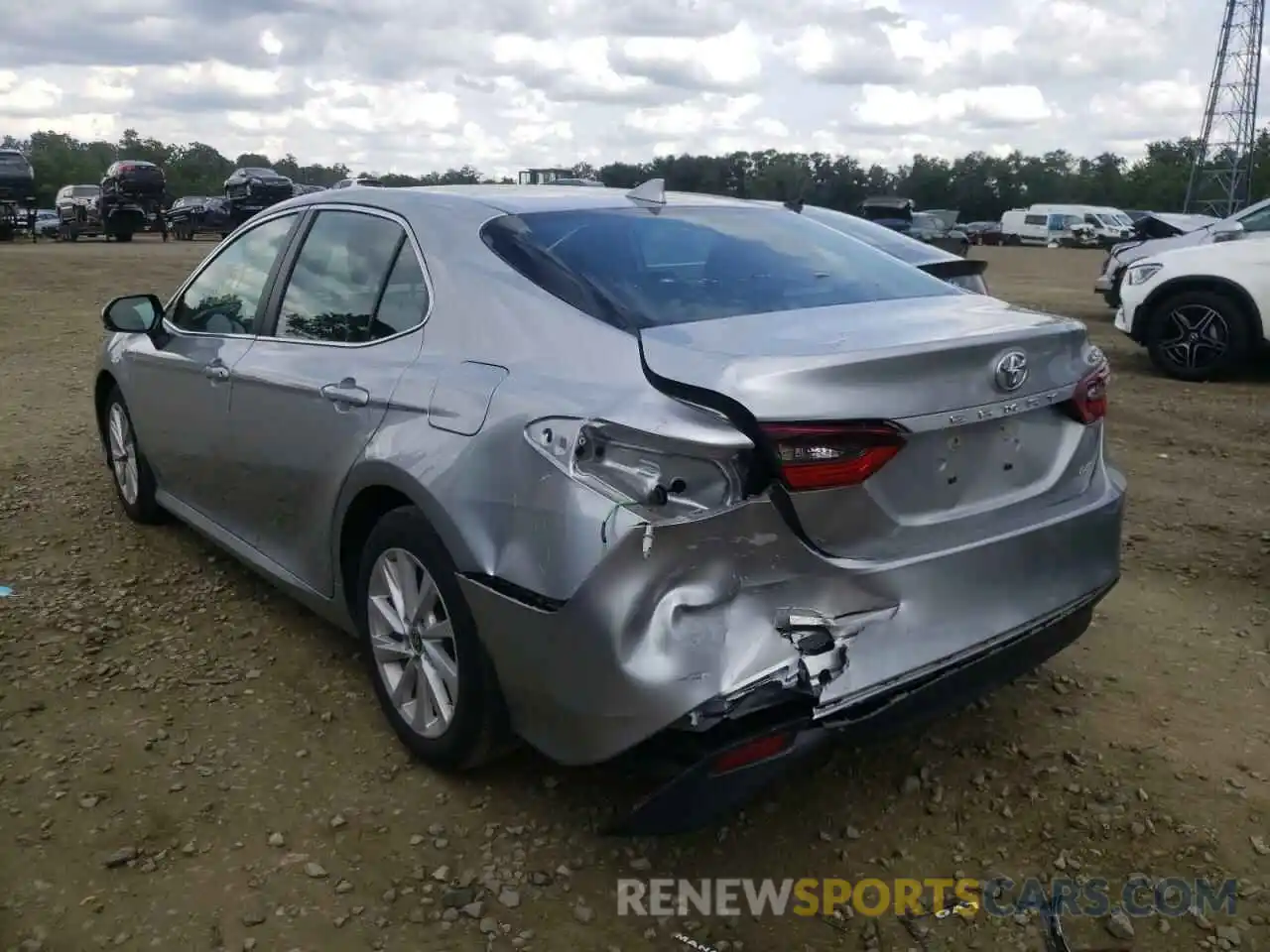 3 Photograph of a damaged car 4T1R11AK5MU613526 TOYOTA CAMRY 2021