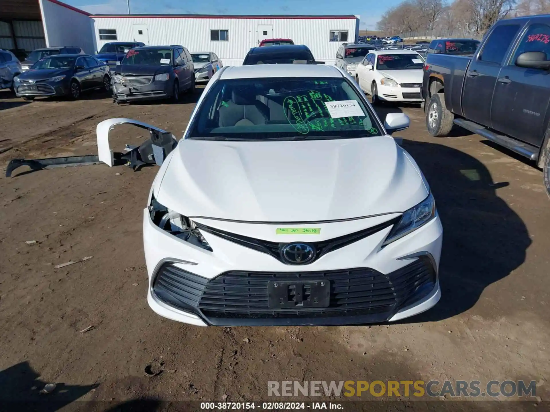 12 Photograph of a damaged car 4T1R11AK6MU426263 TOYOTA CAMRY 2021