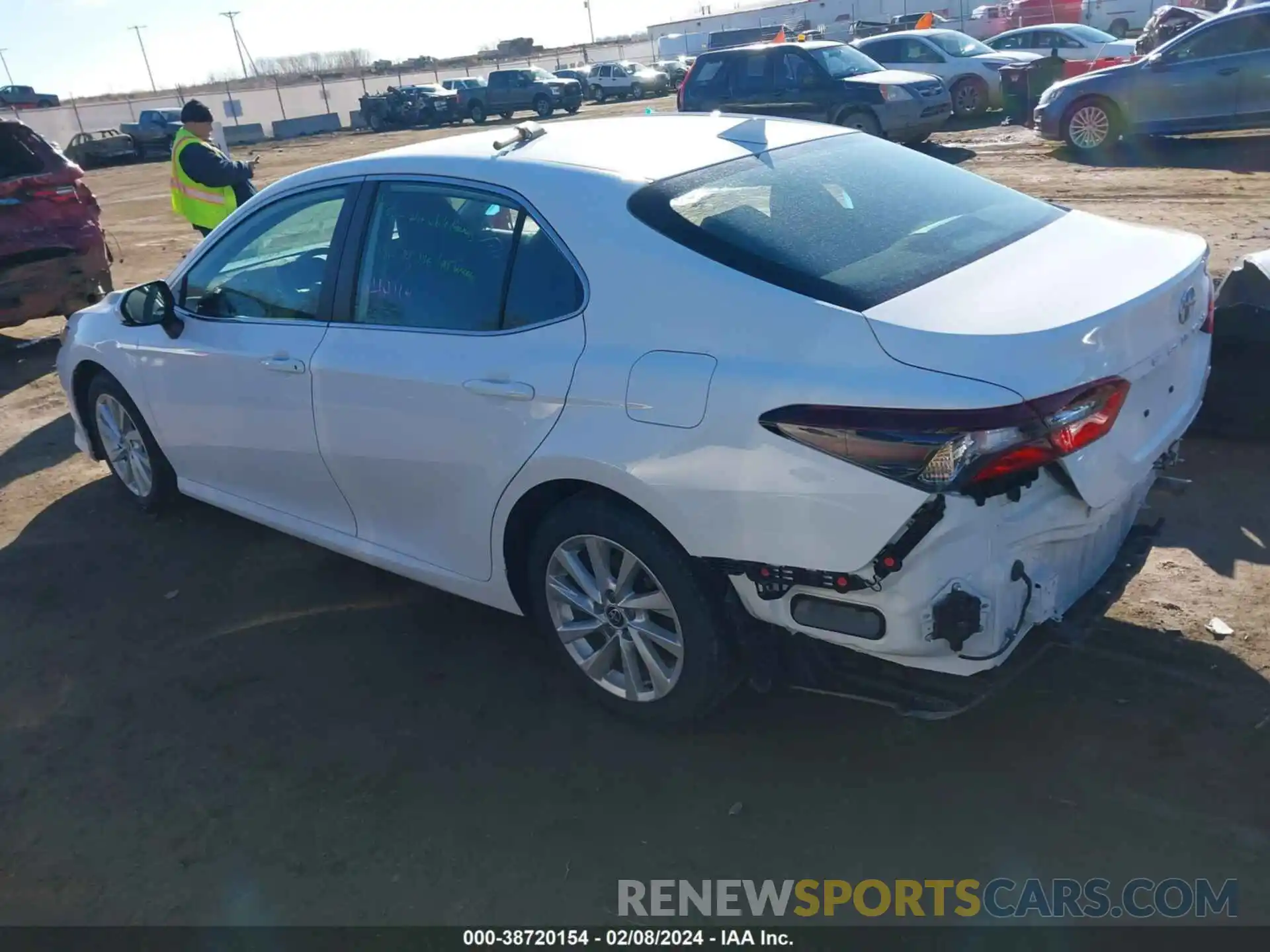 3 Photograph of a damaged car 4T1R11AK6MU426263 TOYOTA CAMRY 2021