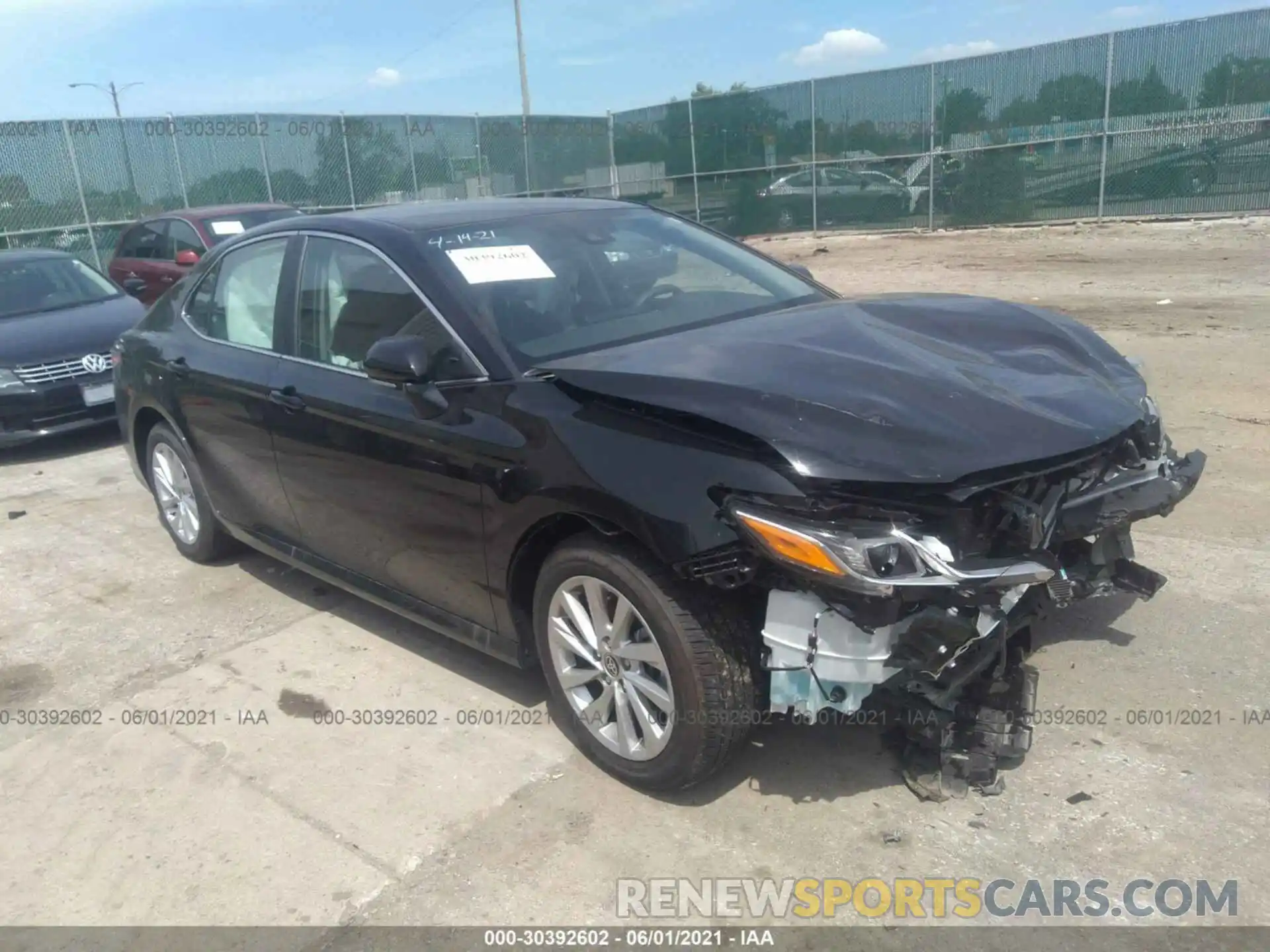 1 Photograph of a damaged car 4T1R11AK6MU436632 TOYOTA CAMRY 2021