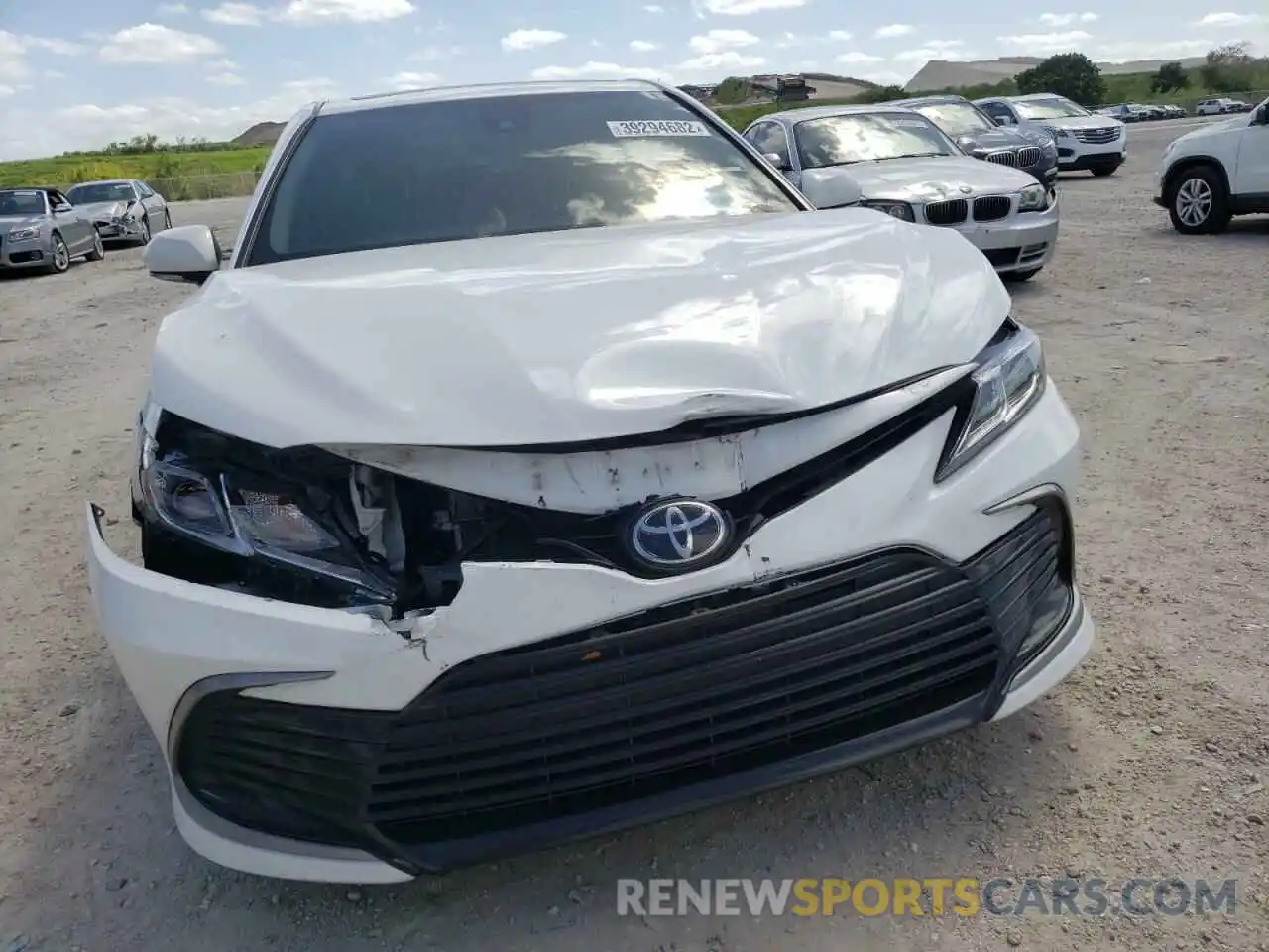 9 Photograph of a damaged car 4T1R11AK6MU522460 TOYOTA CAMRY 2021