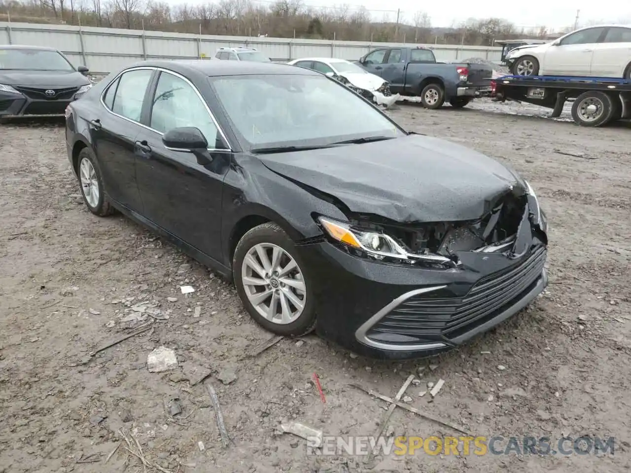 1 Photograph of a damaged car 4T1R11AK9MU536403 TOYOTA CAMRY 2021