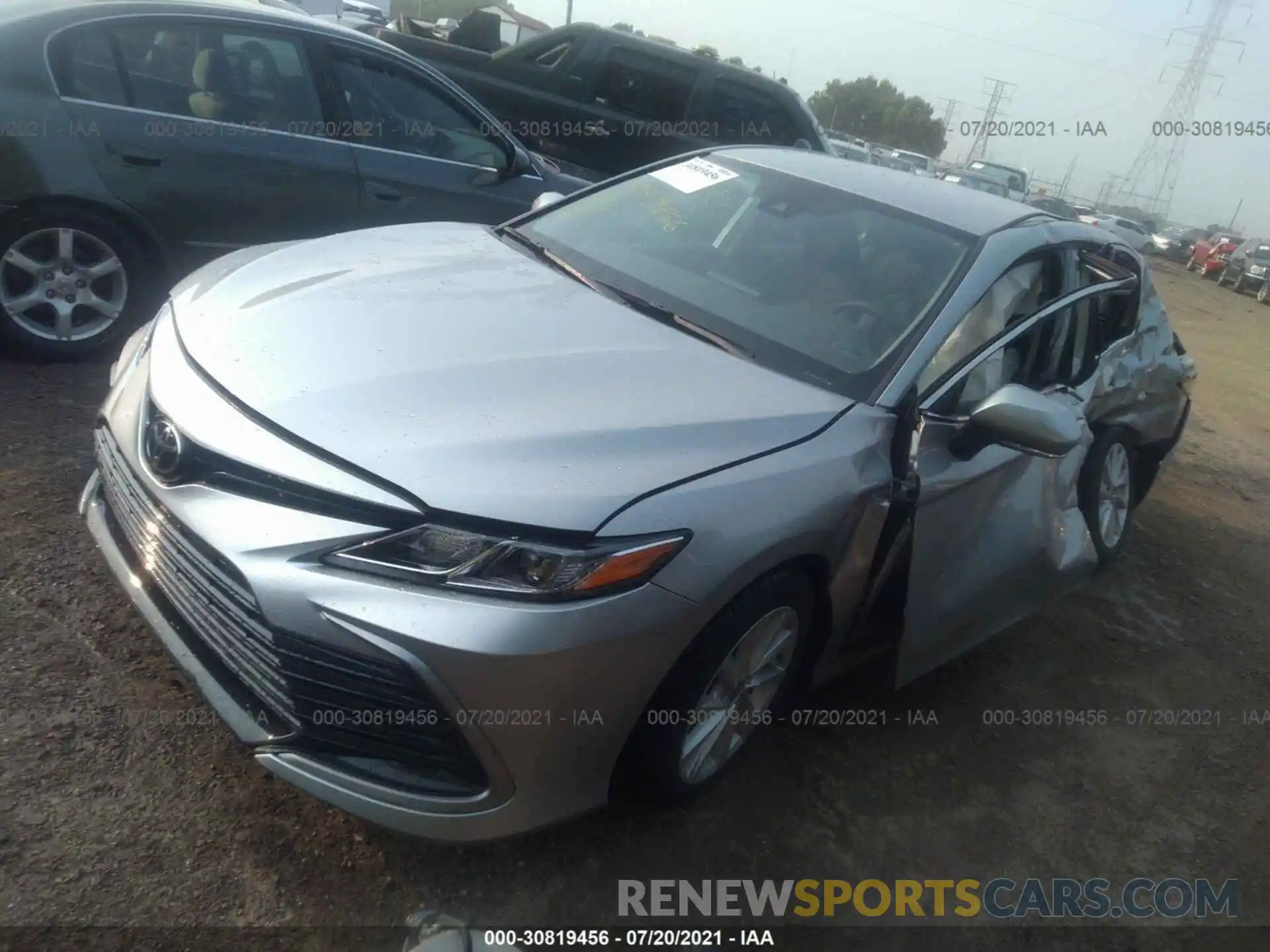 2 Photograph of a damaged car 4T1R11AKXMU574061 TOYOTA CAMRY 2021