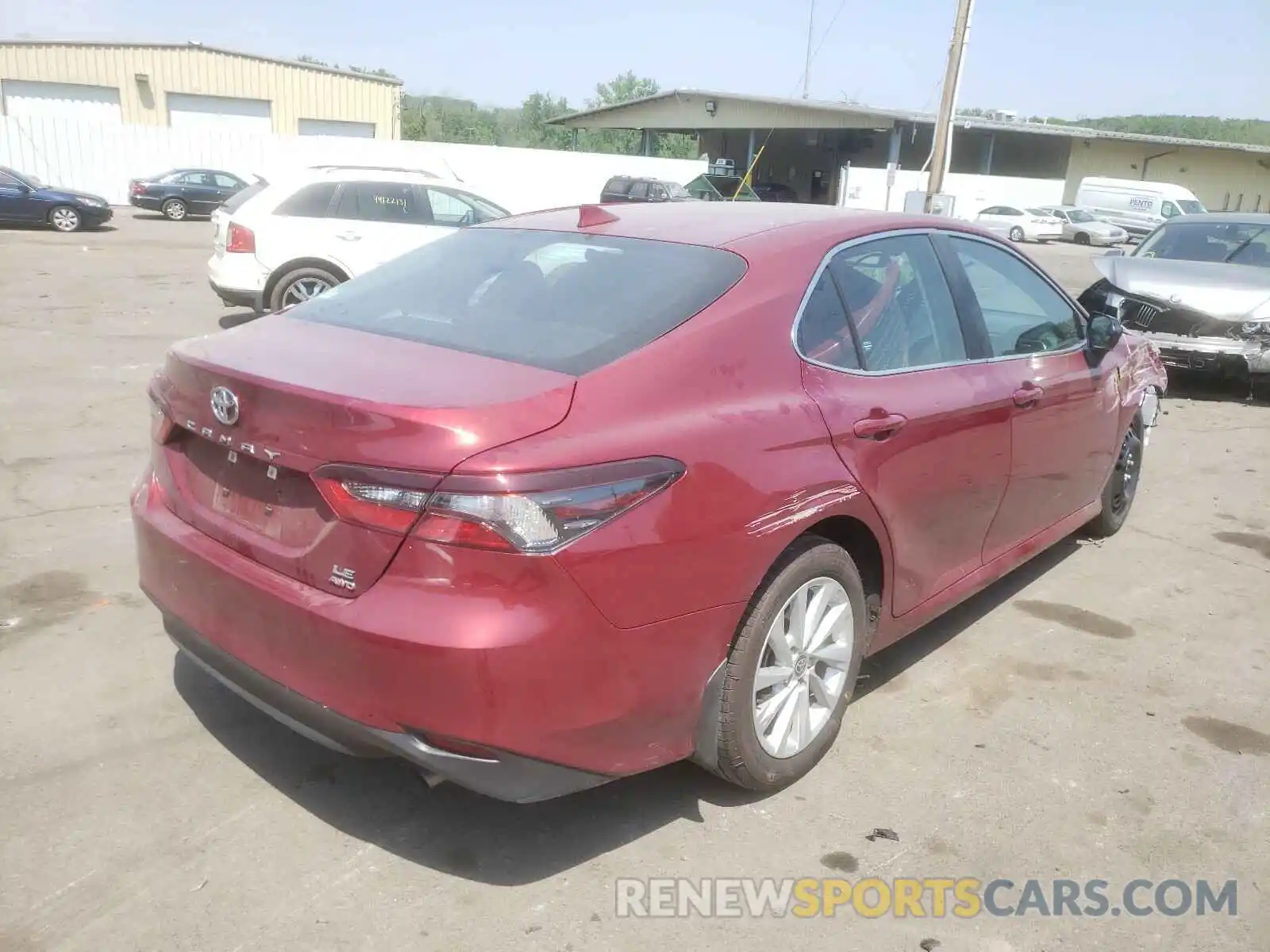 4 Photograph of a damaged car 4T1R11BK2MU026103 TOYOTA CAMRY 2021