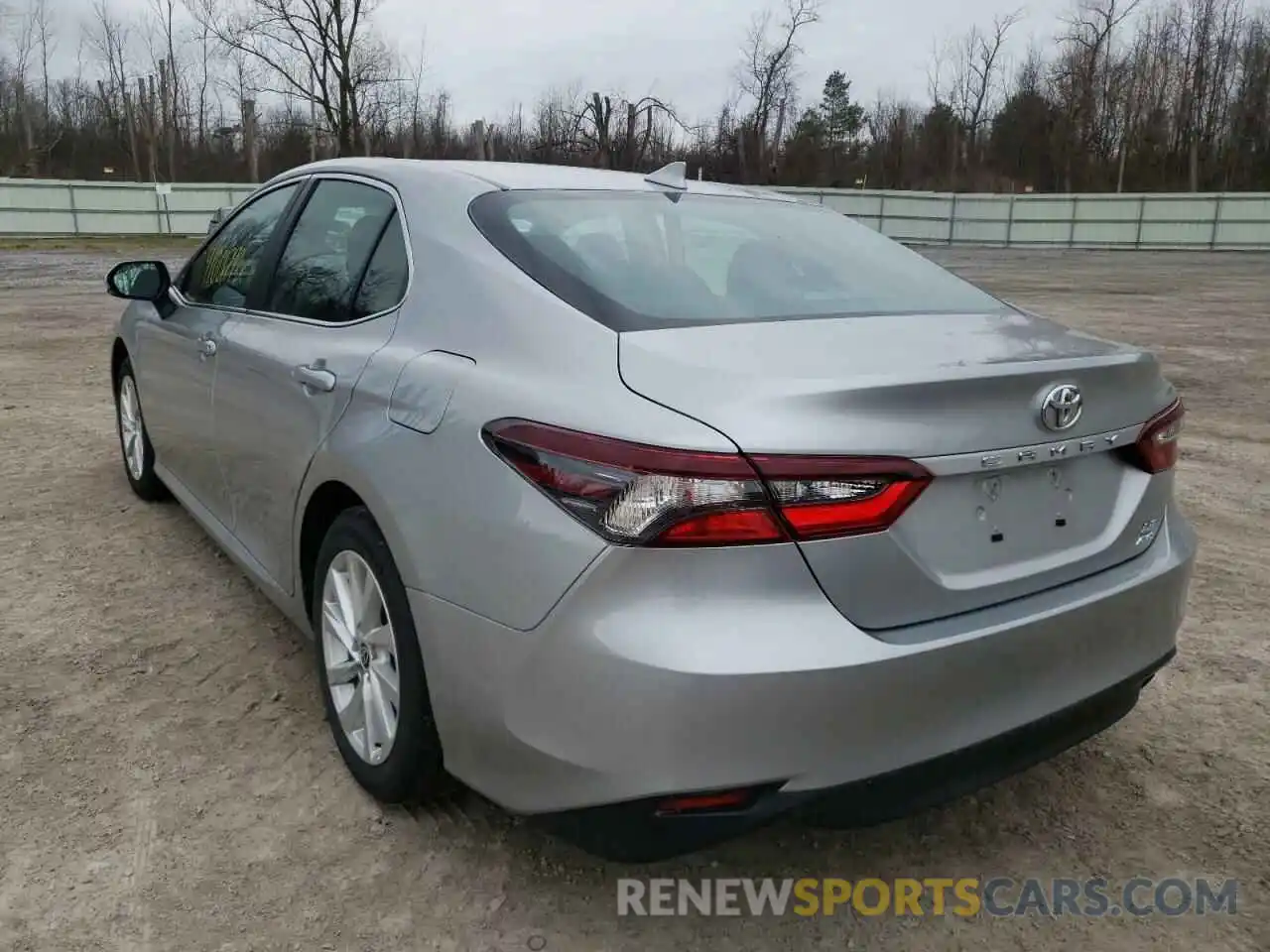 3 Photograph of a damaged car 4T1R11BK2MU029101 TOYOTA CAMRY 2021