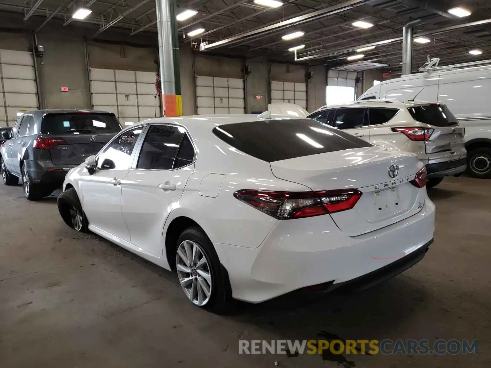 3 Photograph of a damaged car 4T1R11BK6MU029084 TOYOTA CAMRY 2021