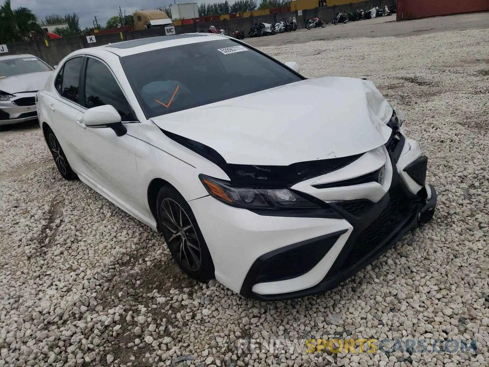 1 Photograph of a damaged car 4T1S11AK0MU439799 TOYOTA CAMRY 2021