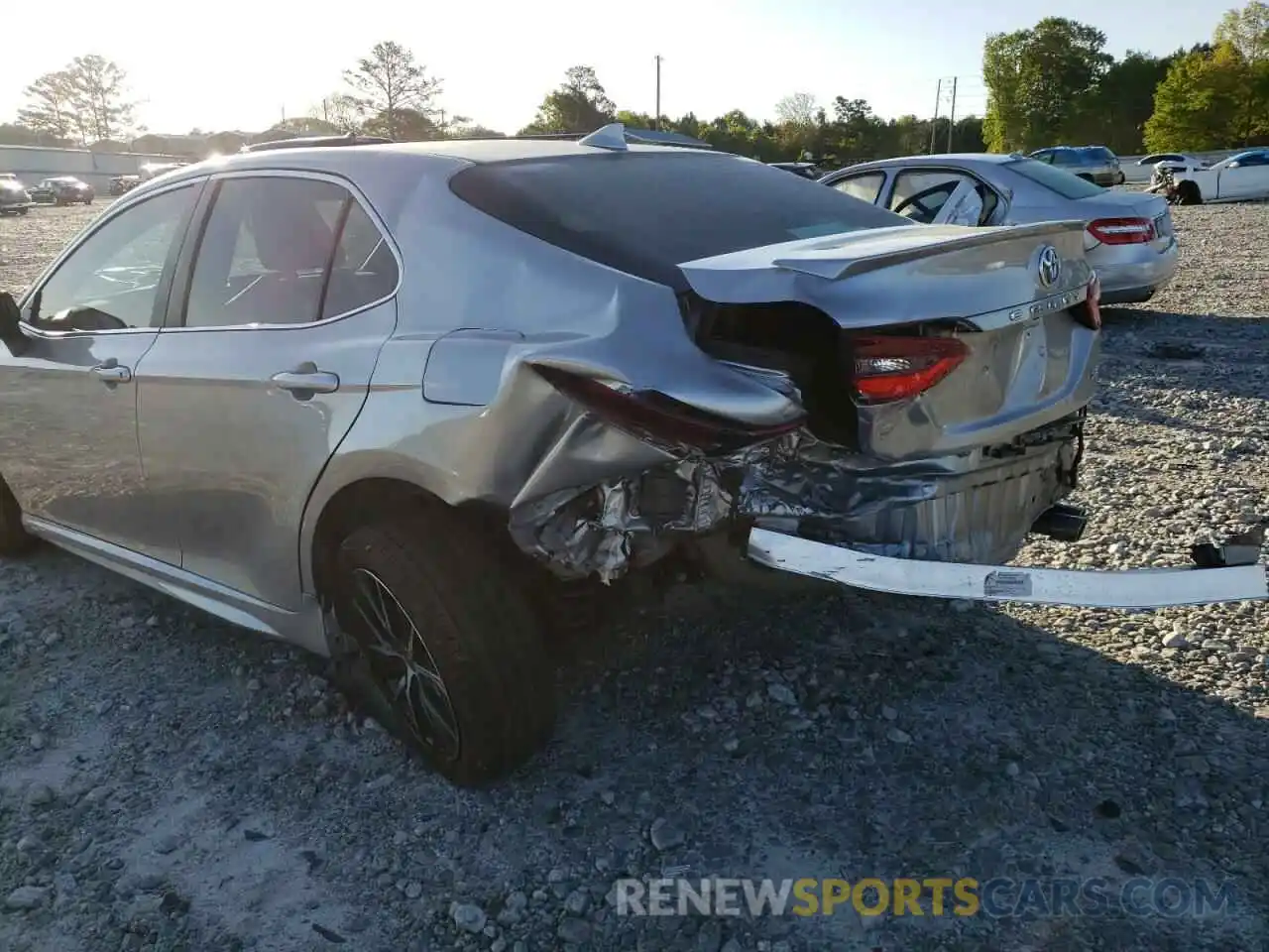 9 Photograph of a damaged car 4T1S11AK3MU610562 TOYOTA CAMRY 2021