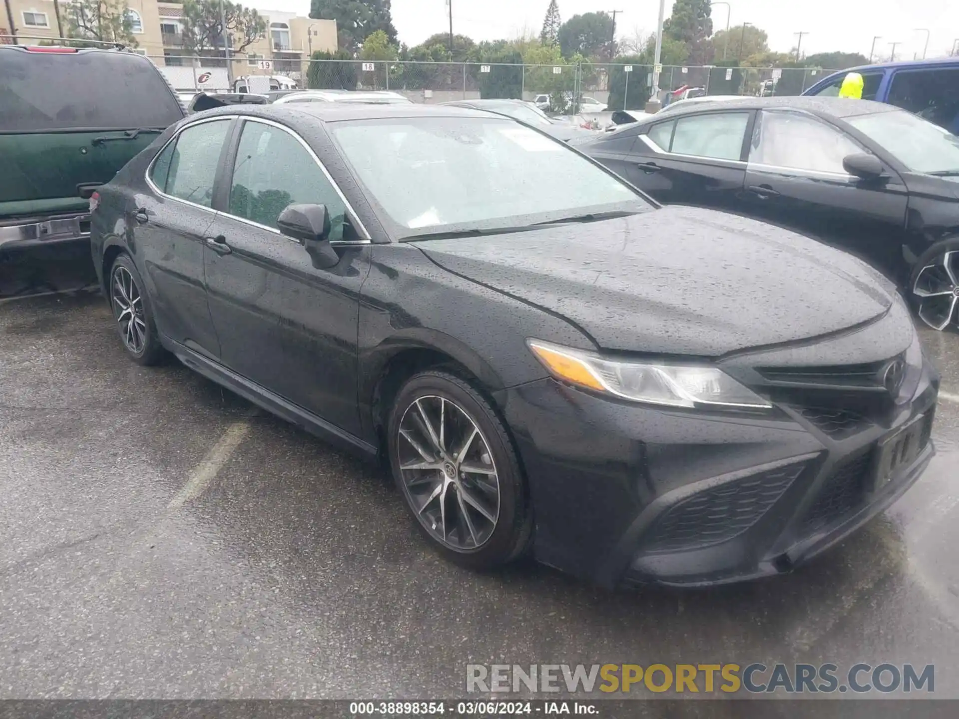 1 Photograph of a damaged car 4T1S11AK4MU468075 TOYOTA CAMRY 2021