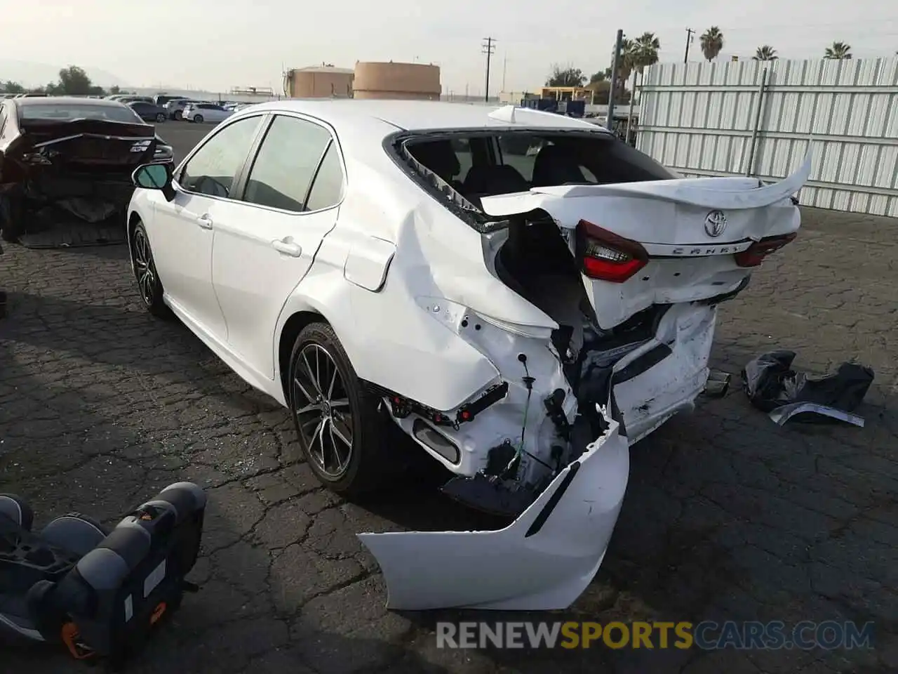 3 Photograph of a damaged car 4T1S11AK4MU489962 TOYOTA CAMRY 2021