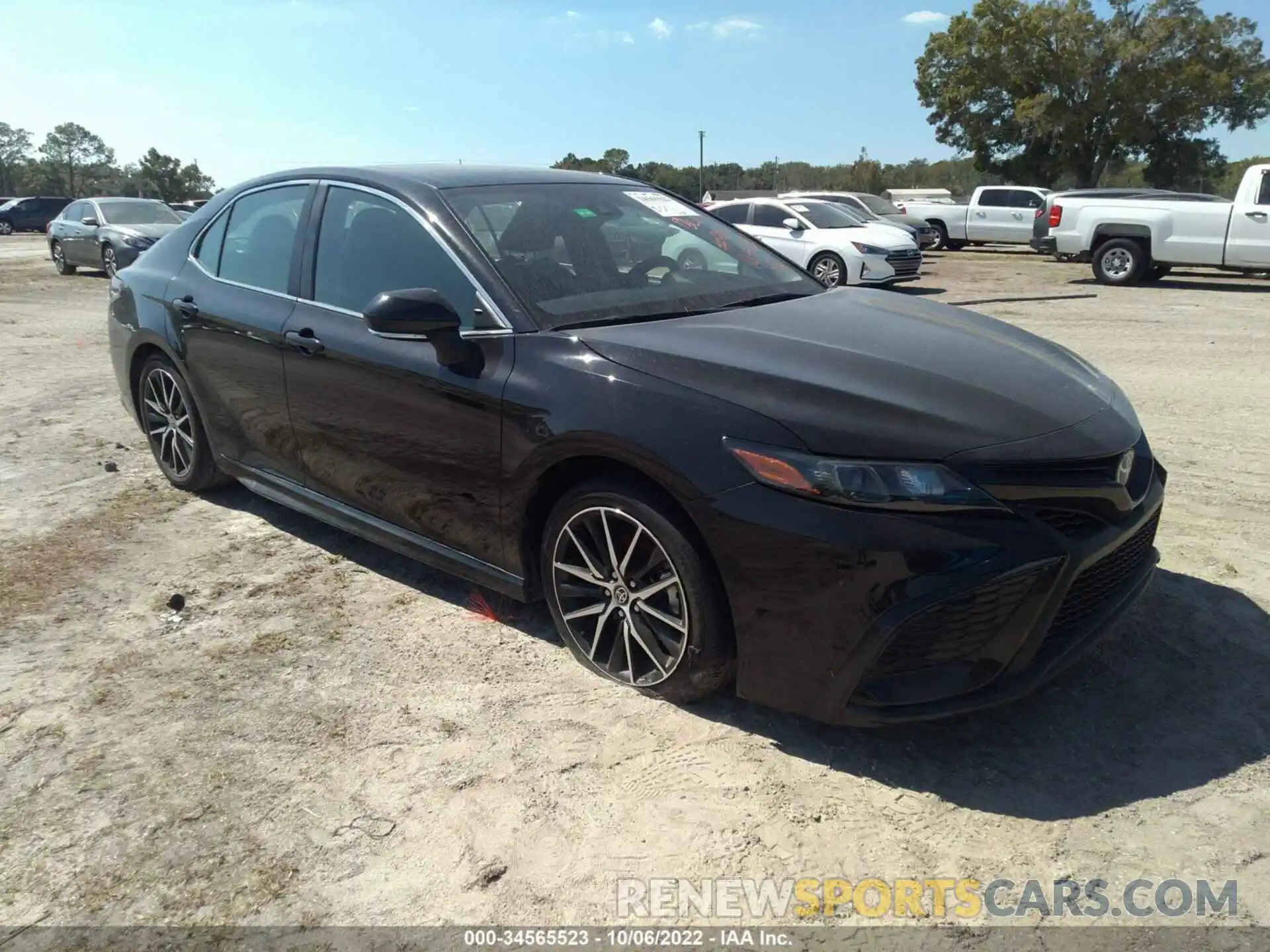 1 Photograph of a damaged car 4T1S11AK5MU472510 TOYOTA CAMRY 2021