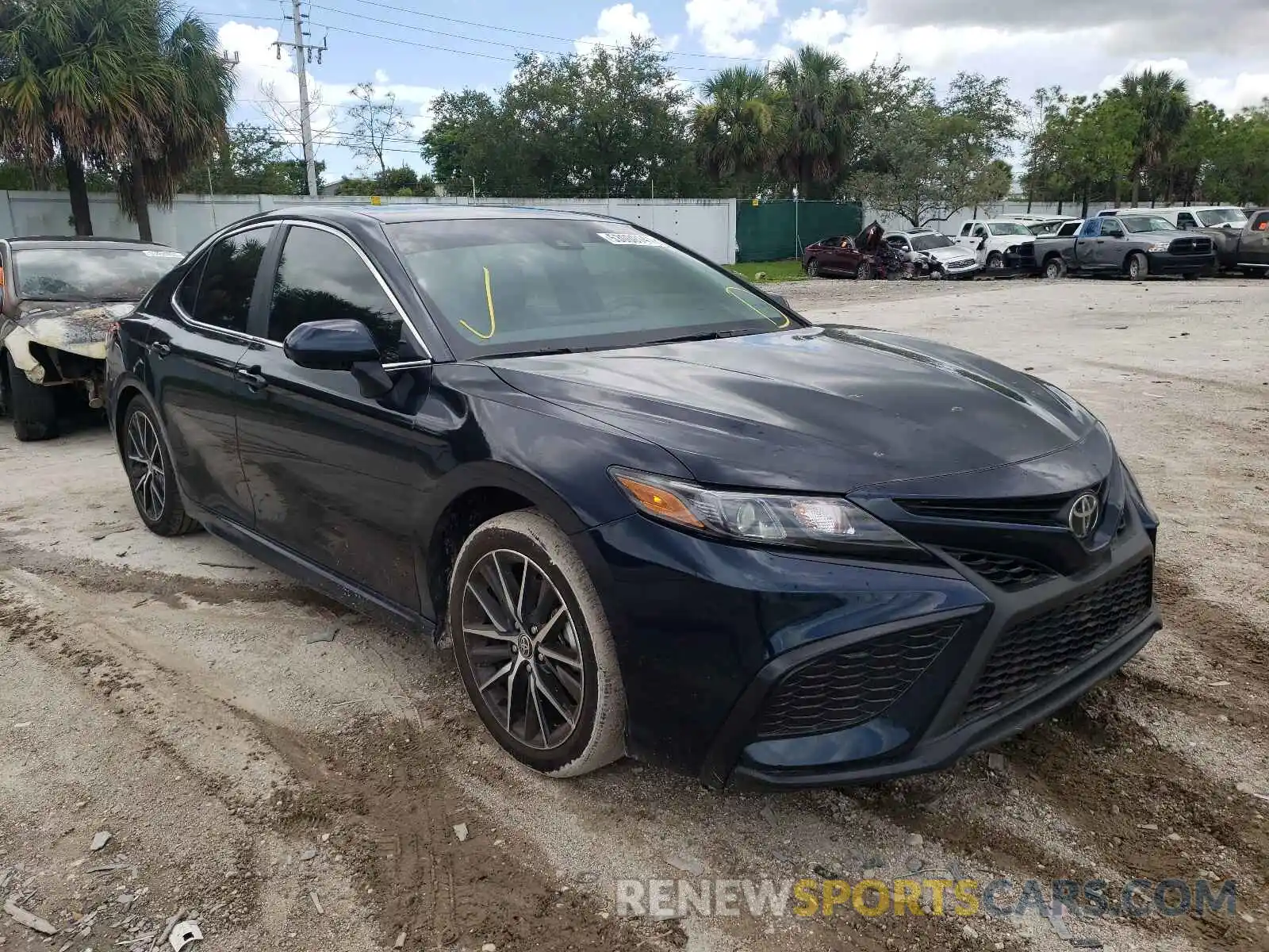 1 Photograph of a damaged car 4T1S11AK6MU444733 TOYOTA CAMRY 2021