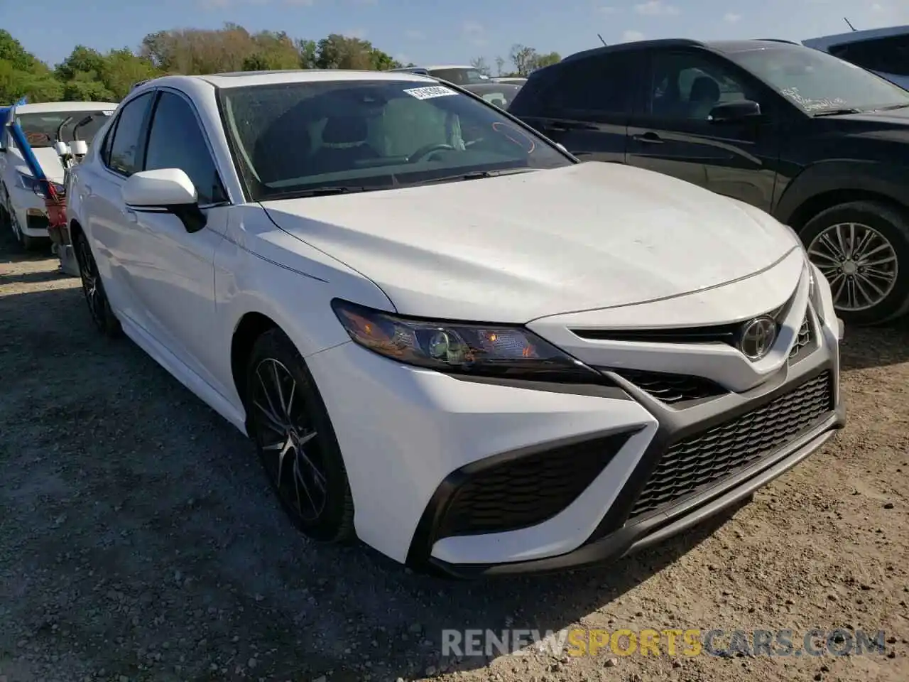 1 Photograph of a damaged car 4T1S11AK6MU475853 TOYOTA CAMRY 2021