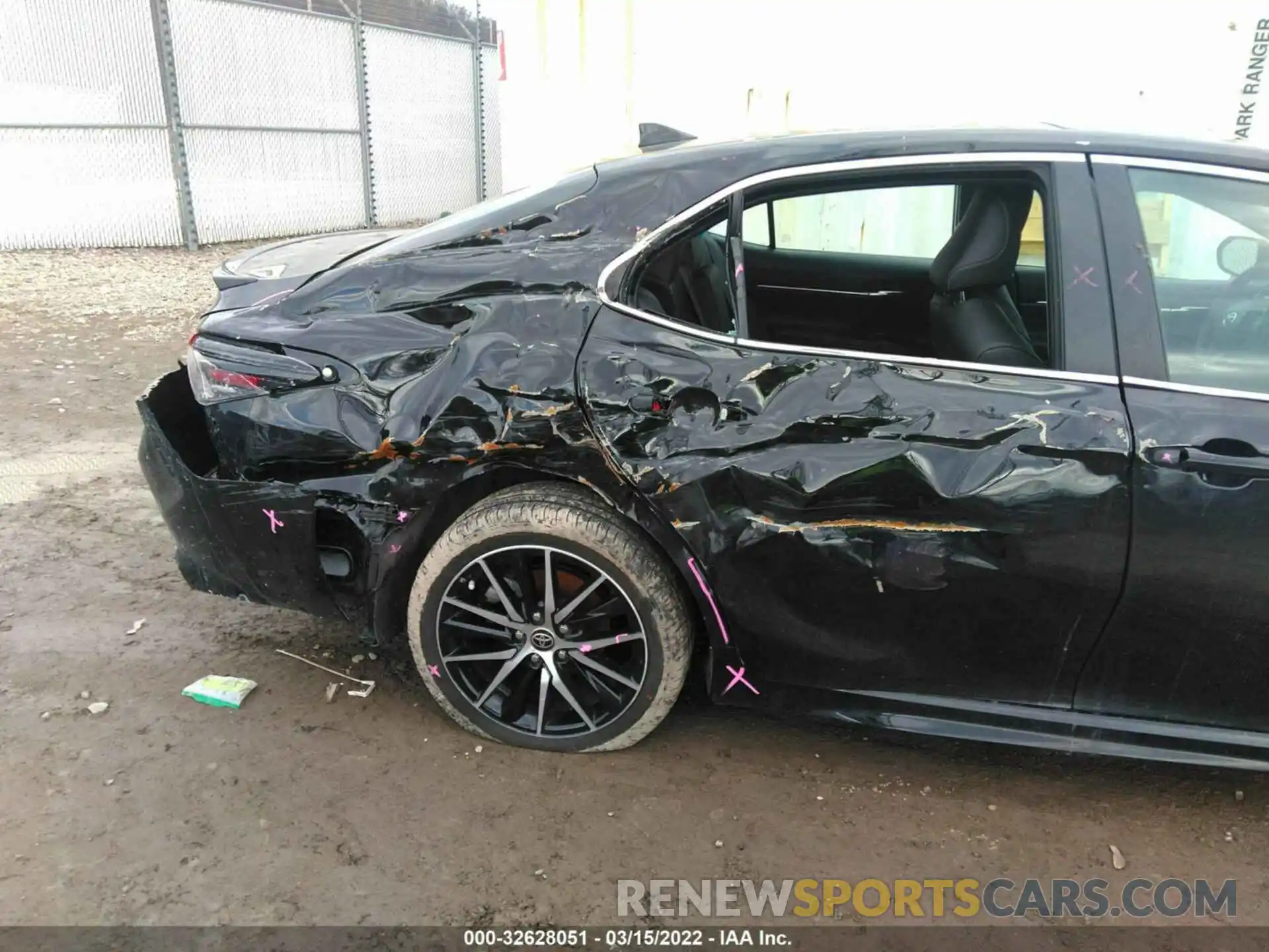 6 Photograph of a damaged car 4T1S11AKXMU495166 TOYOTA CAMRY 2021