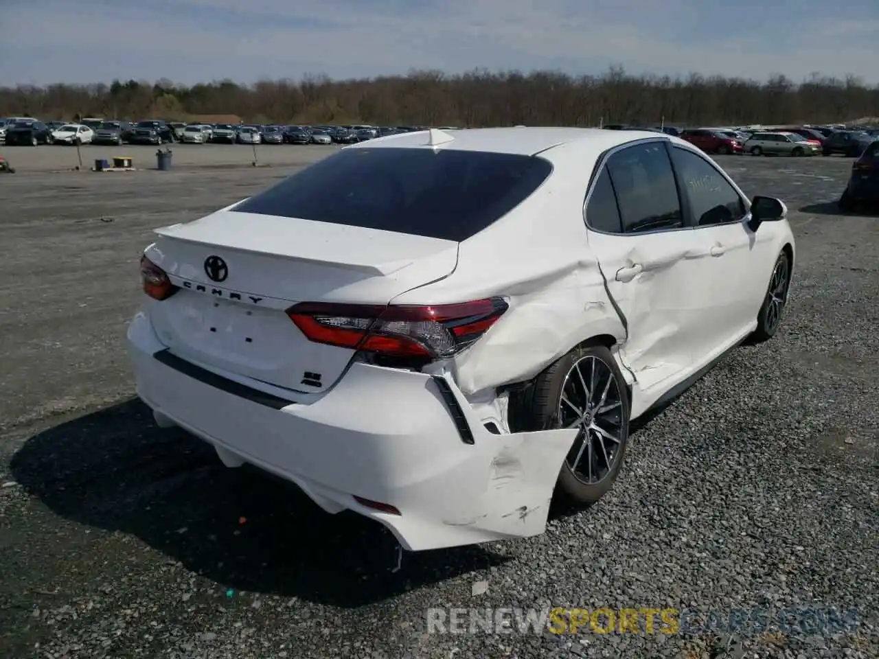 4 Photograph of a damaged car 4T1S11BK5MU045553 TOYOTA CAMRY 2021