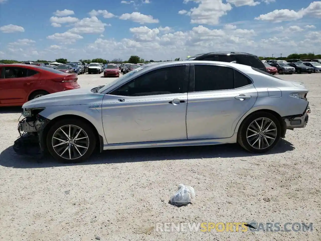 9 Photograph of a damaged car 4T1S31AK1MU552168 TOYOTA CAMRY 2021