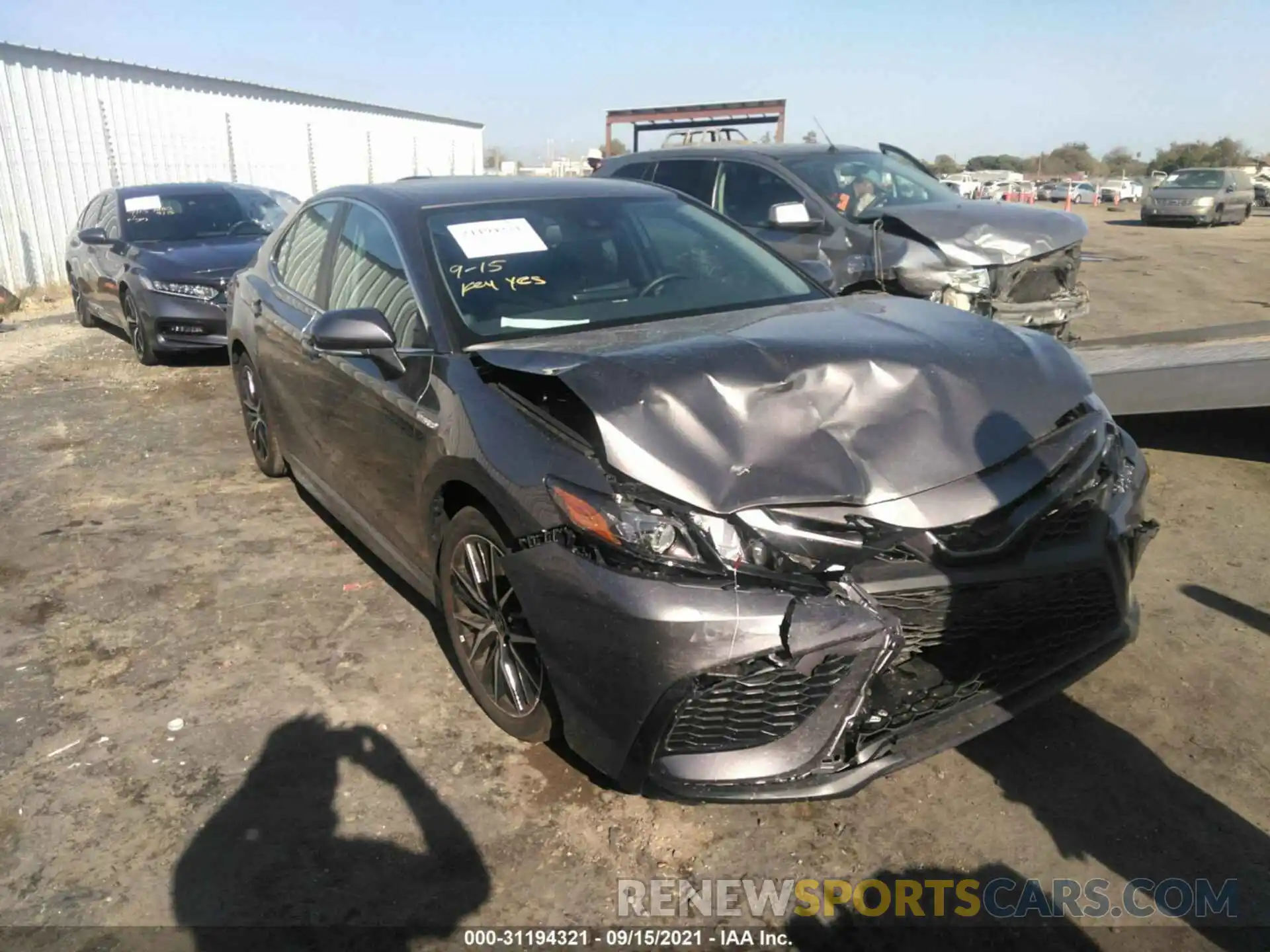 1 Photograph of a damaged car 4T1S31AK1MU555300 TOYOTA CAMRY 2021