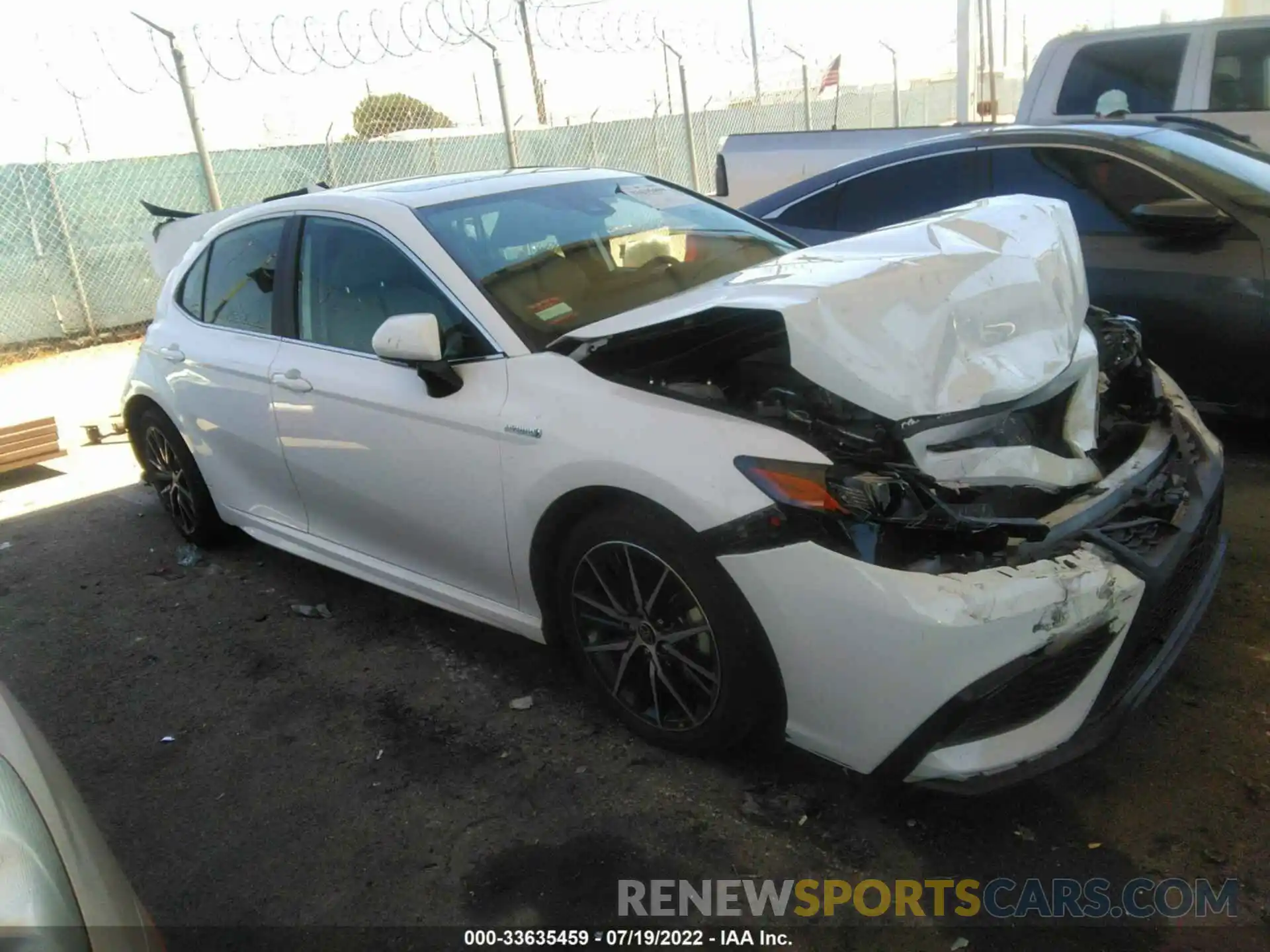 1 Photograph of a damaged car 4T1S31AK1MU555362 TOYOTA CAMRY 2021