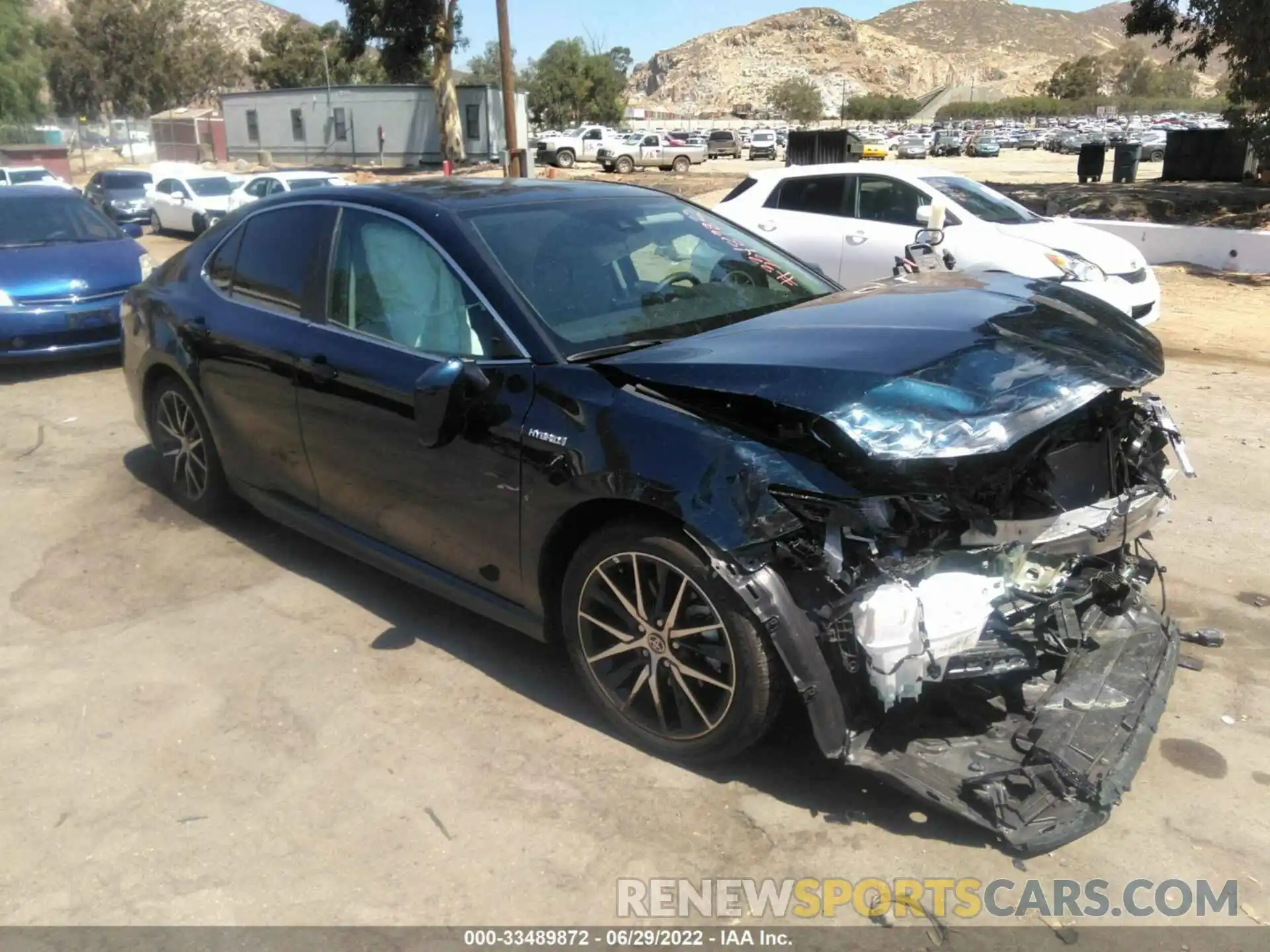 1 Photograph of a damaged car 4T1S31AK1MU567995 TOYOTA CAMRY 2021