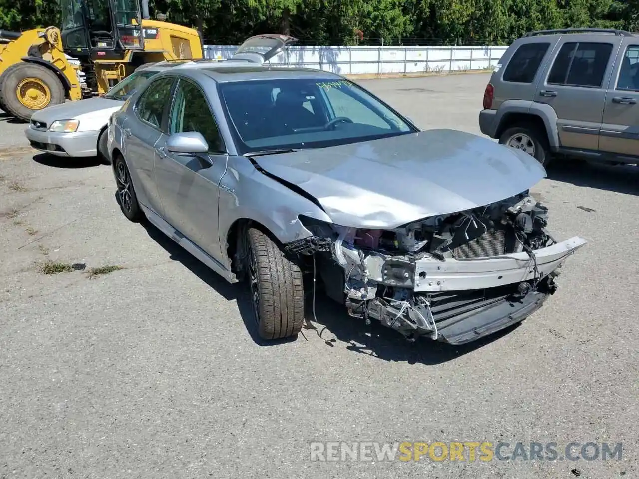 1 Photograph of a damaged car 4T1S31AK2MU557315 TOYOTA CAMRY 2021