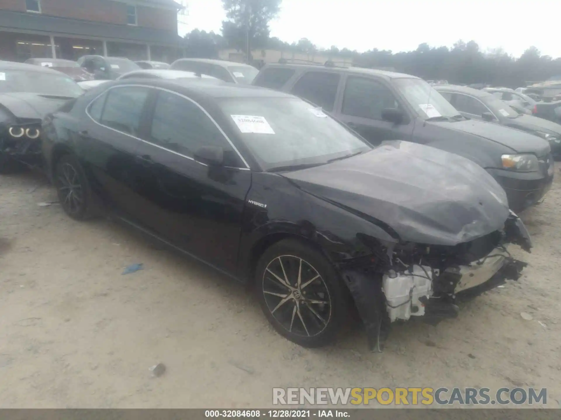 1 Photograph of a damaged car 4T1S31AK3MU550566 TOYOTA CAMRY 2021