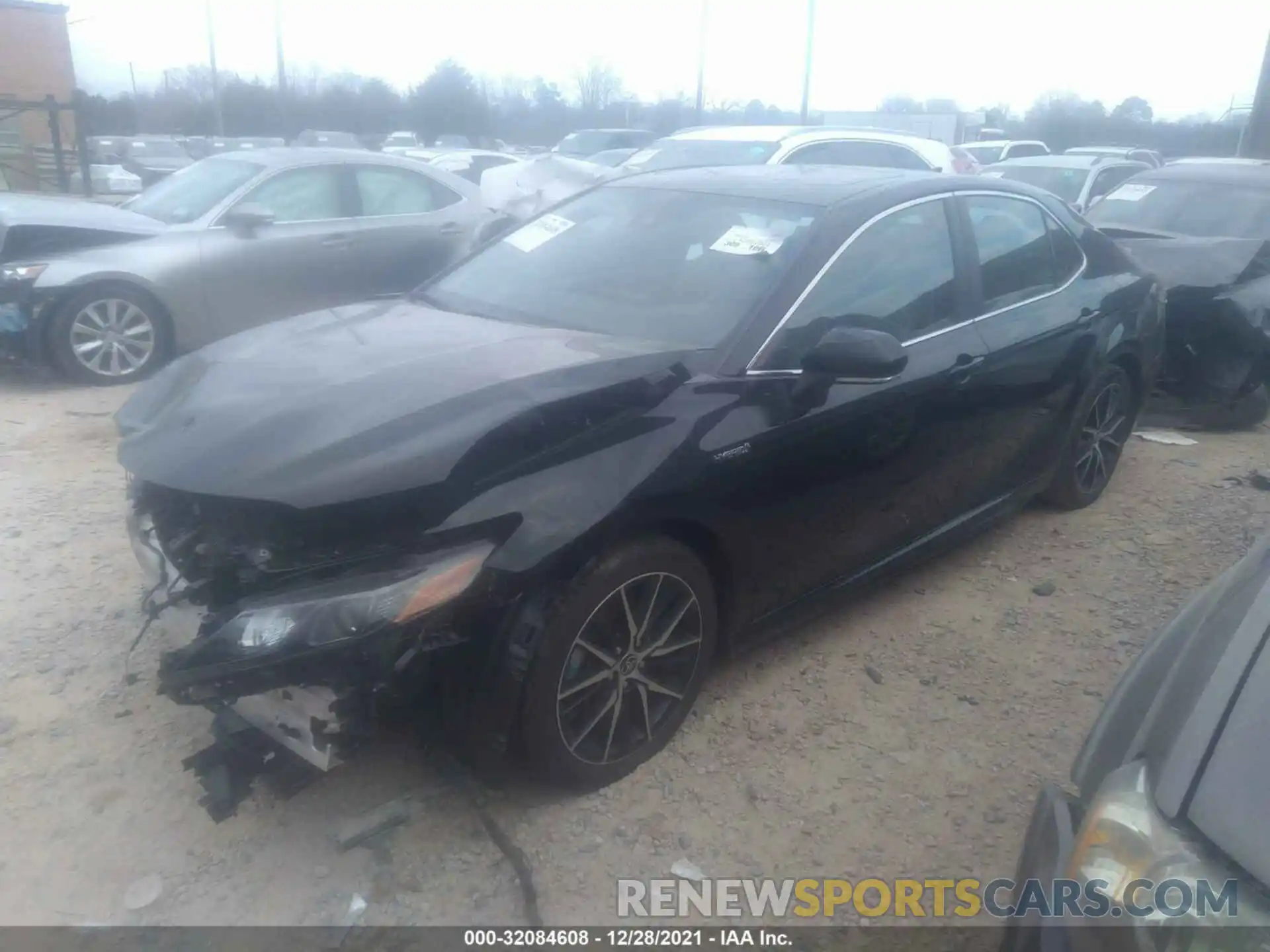 2 Photograph of a damaged car 4T1S31AK3MU550566 TOYOTA CAMRY 2021