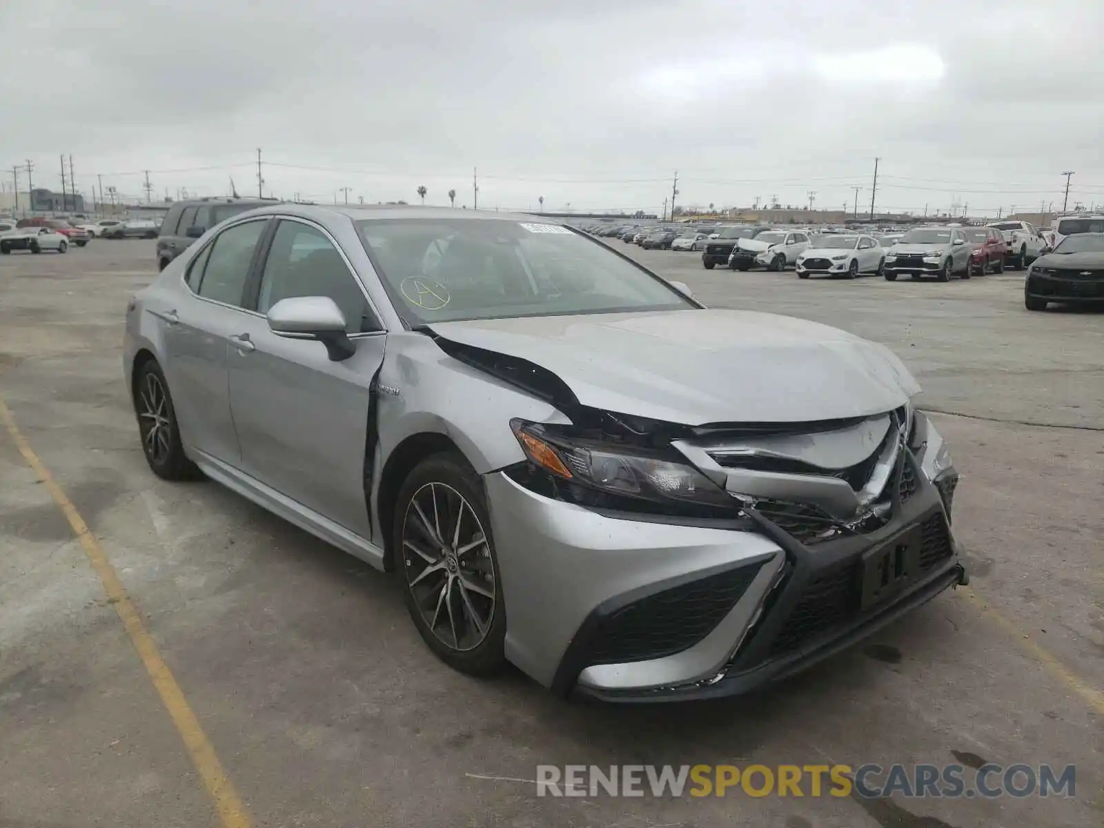 1 Photograph of a damaged car 4T1S31AK4MU547594 TOYOTA CAMRY 2021