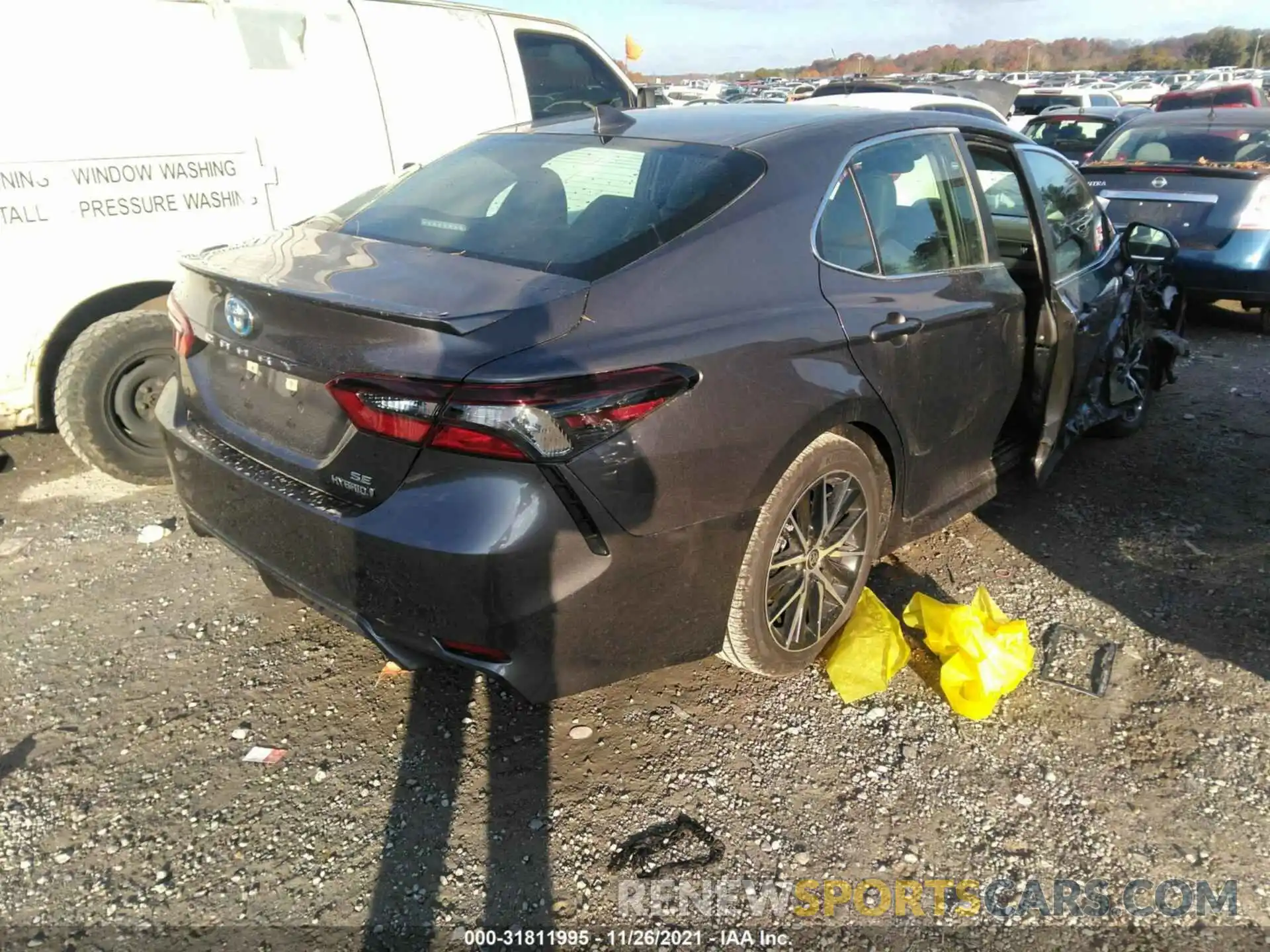 4 Photograph of a damaged car 4T1S31AK4MU564671 TOYOTA CAMRY 2021