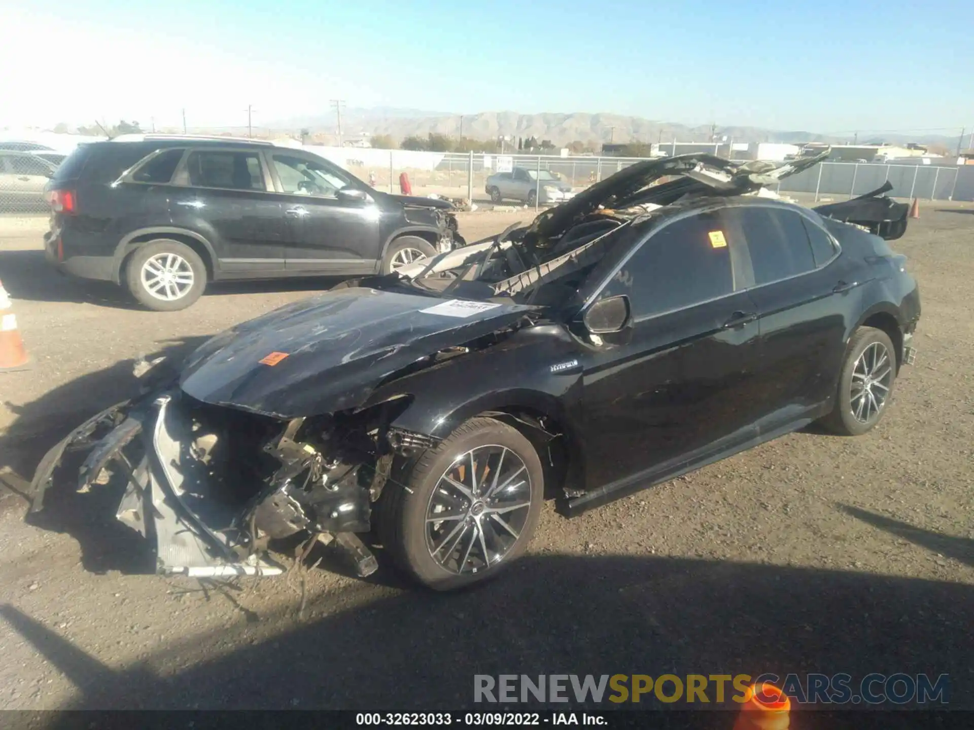 2 Photograph of a damaged car 4T1S31AK5MU562704 TOYOTA CAMRY 2021