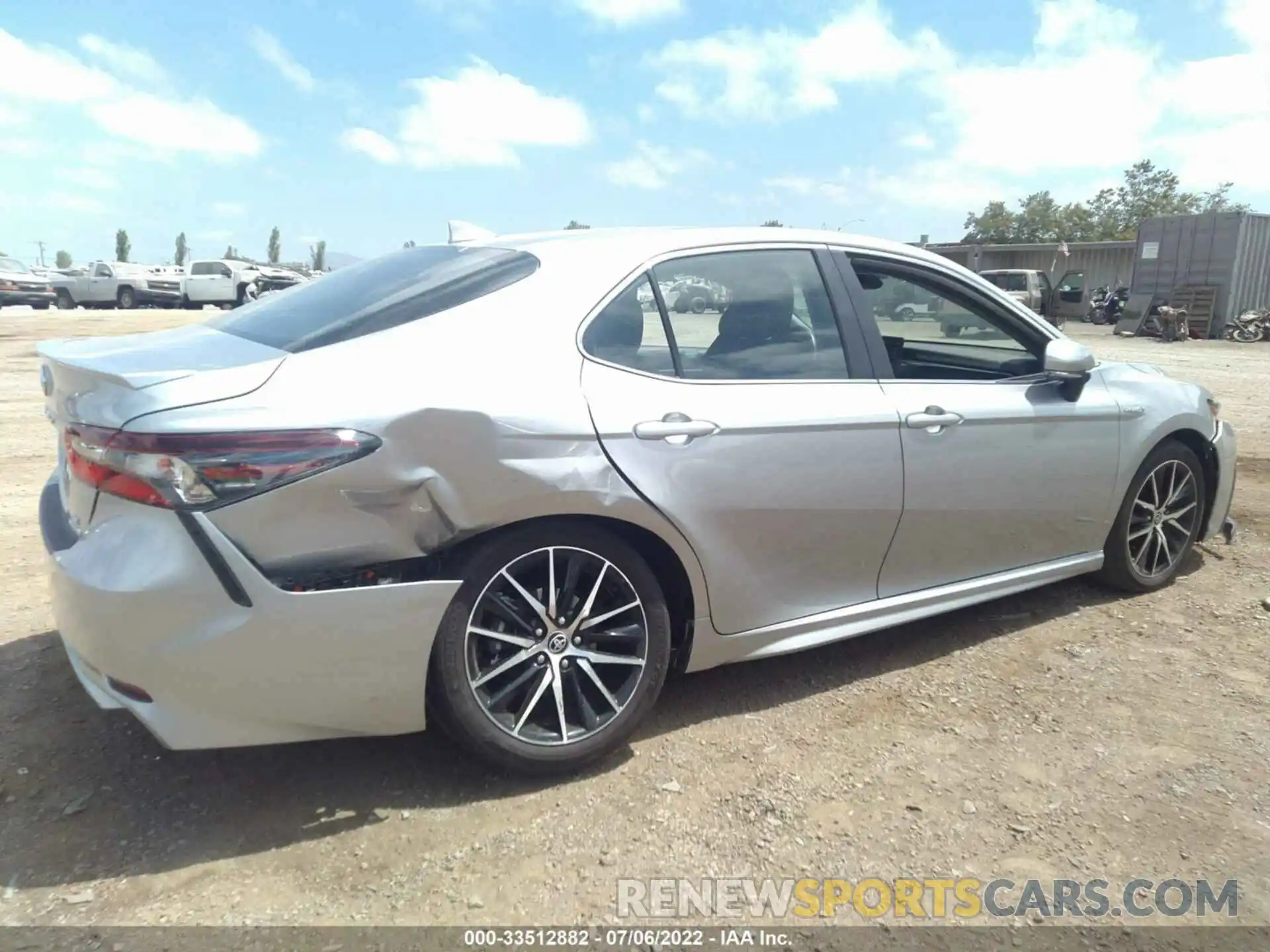 6 Photograph of a damaged car 4T1S31AK5MU566364 TOYOTA CAMRY 2021