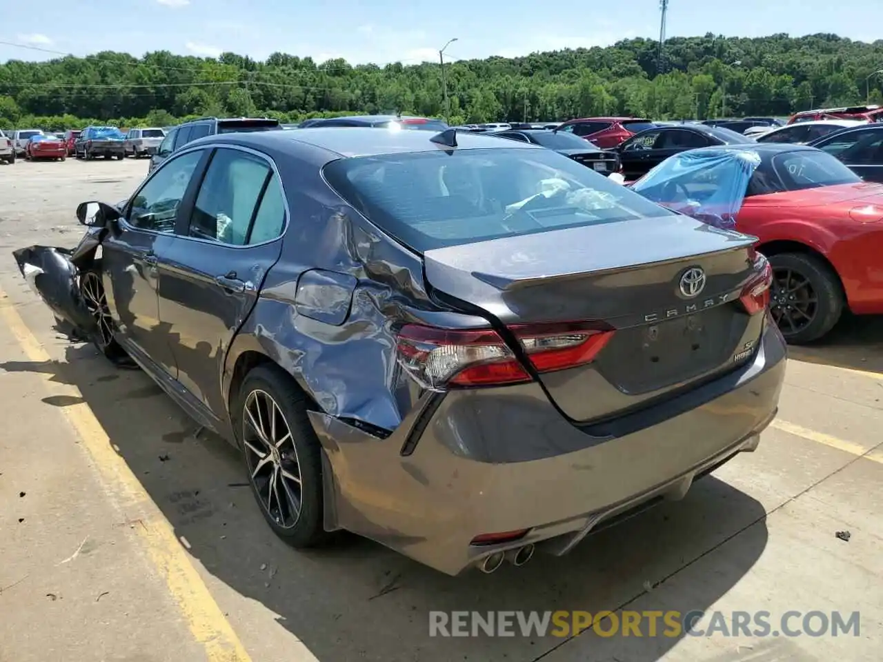 3 Photograph of a damaged car 4T1S31AK8MU554662 TOYOTA CAMRY 2021