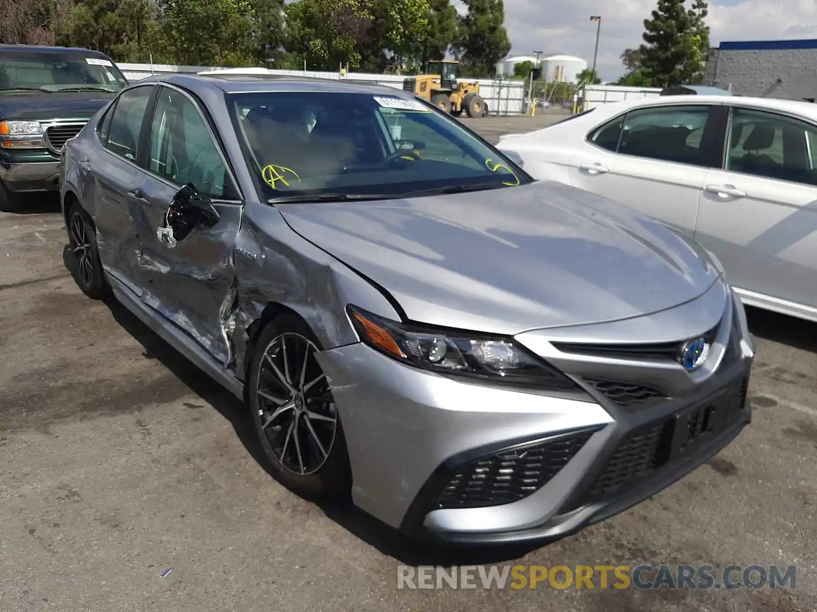 1 Photograph of a damaged car 4T1S31AK8MU560378 TOYOTA CAMRY 2021