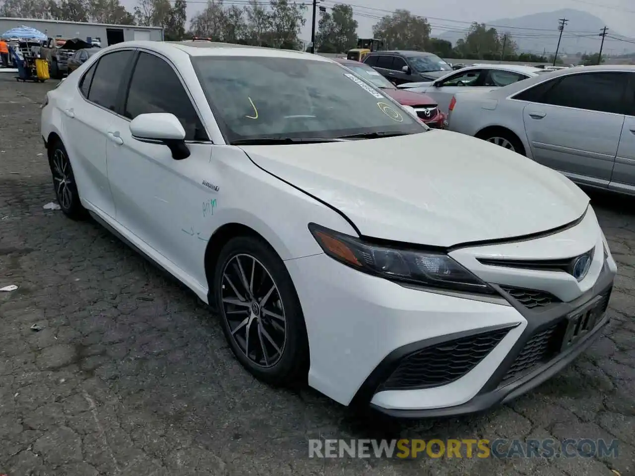 1 Photograph of a damaged car 4T1S31AK8MU561479 TOYOTA CAMRY 2021