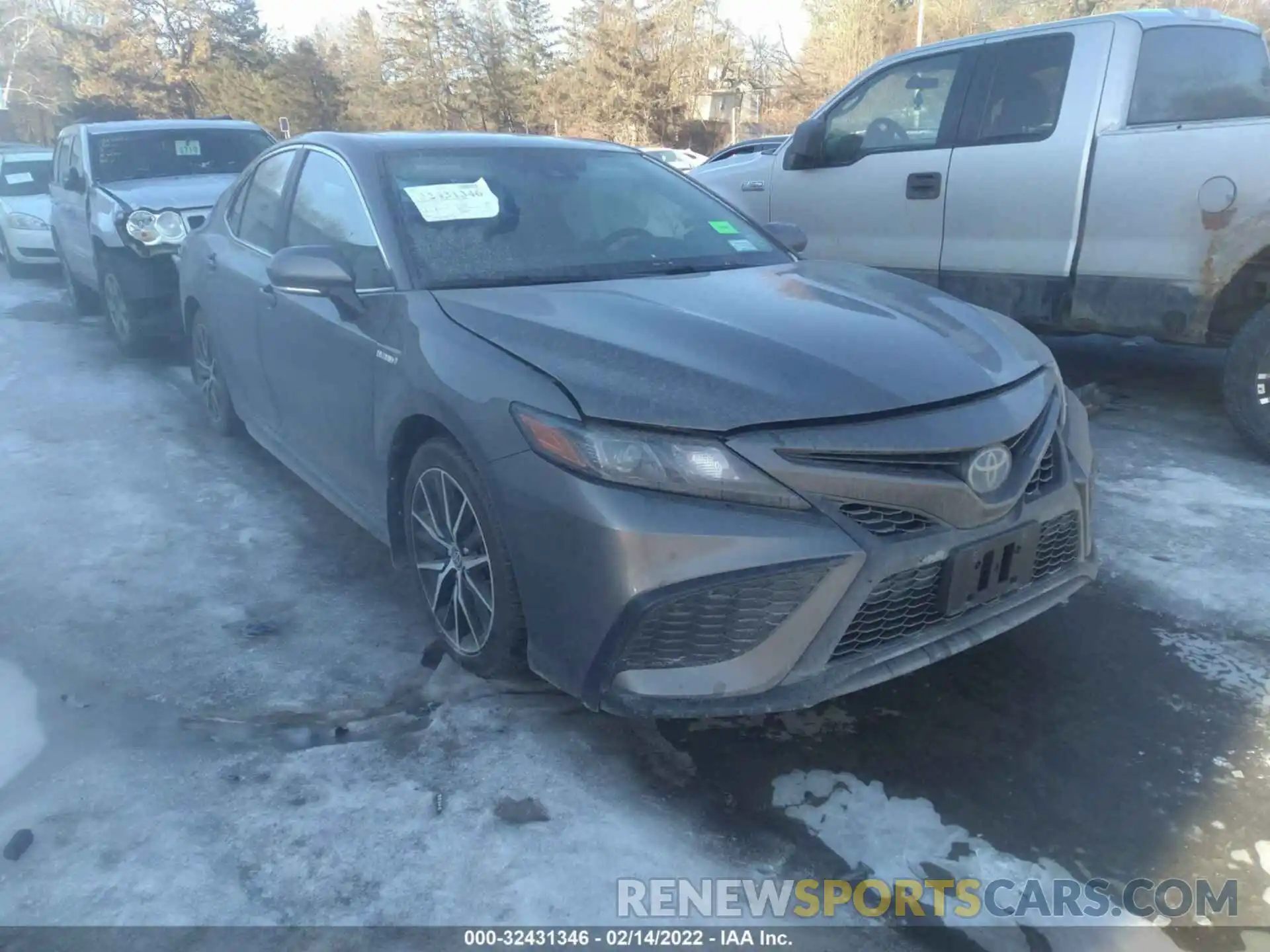 1 Photograph of a damaged car 4T1S31AK9MU547011 TOYOTA CAMRY 2021