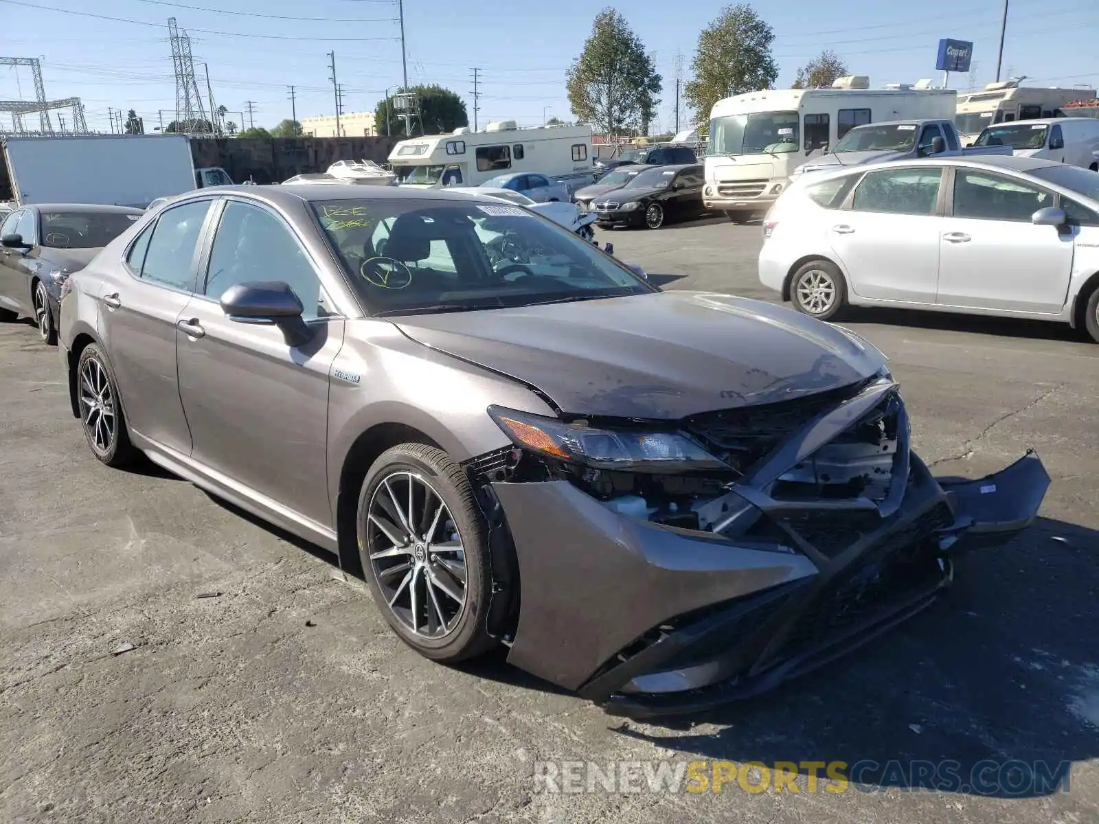 1 Photograph of a damaged car 4T1S31AKXMU560348 TOYOTA CAMRY 2021