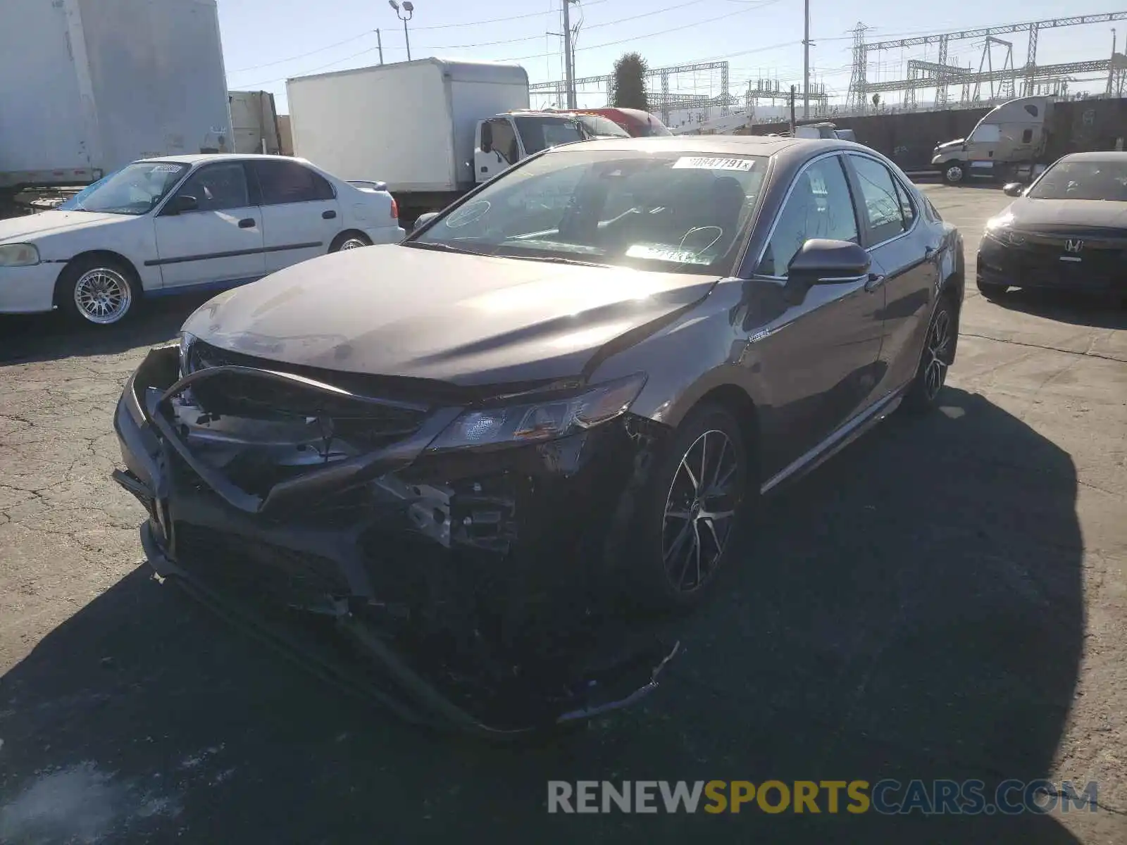 2 Photograph of a damaged car 4T1S31AKXMU560348 TOYOTA CAMRY 2021