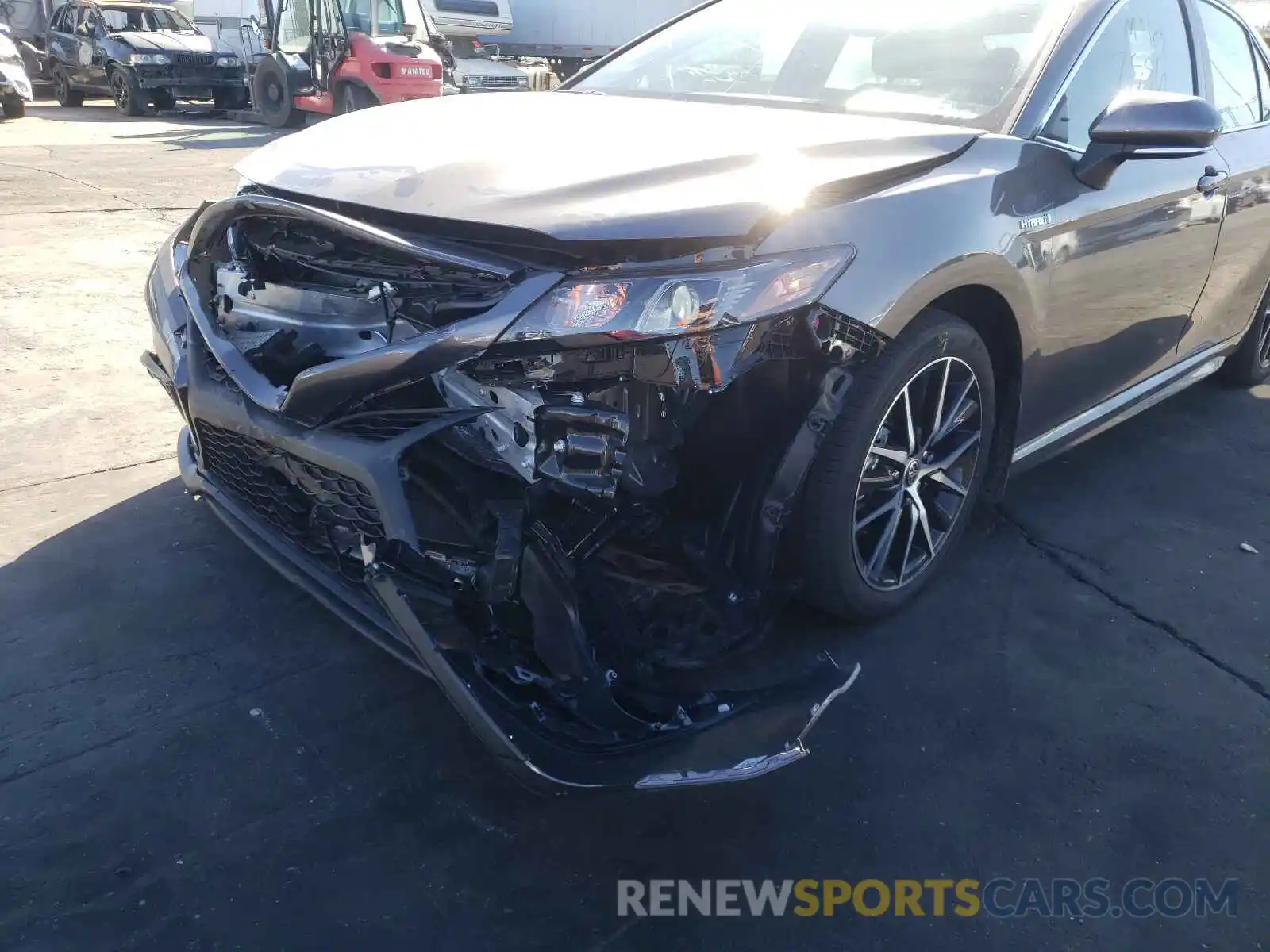 9 Photograph of a damaged car 4T1S31AKXMU560348 TOYOTA CAMRY 2021