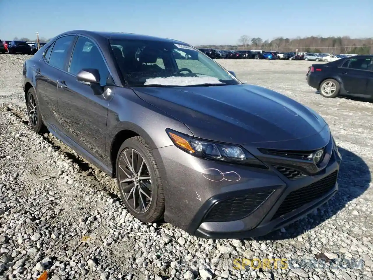 1 Photograph of a damaged car 4T1T11AK0MU440116 TOYOTA CAMRY 2021