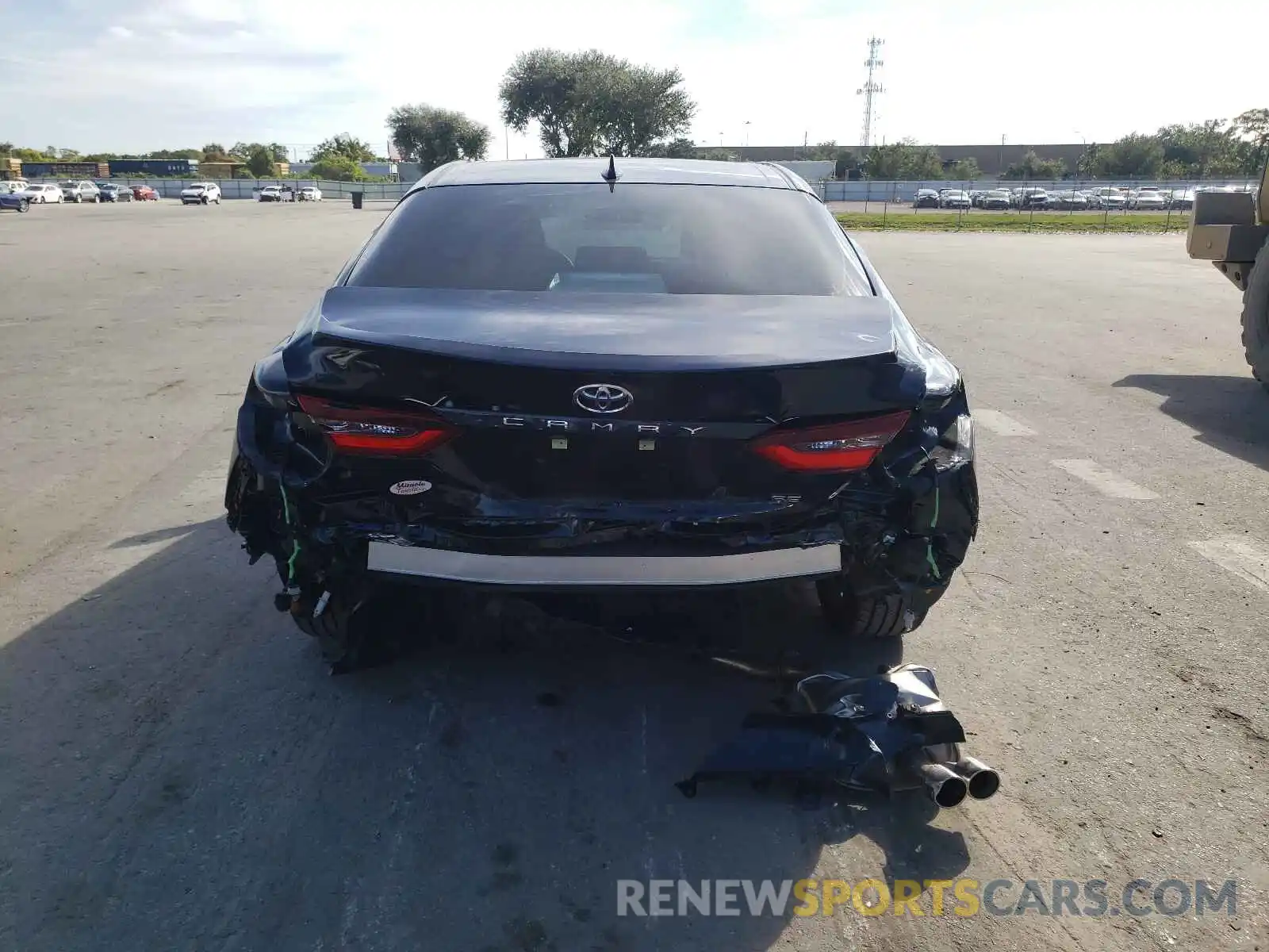 9 Photograph of a damaged car 4T1T11AK0MU444800 TOYOTA CAMRY 2021