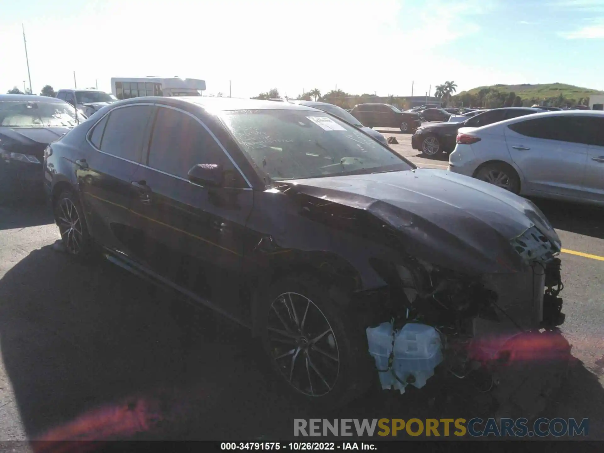 1 Photograph of a damaged car 4T1T11AK0MU471785 TOYOTA CAMRY 2021