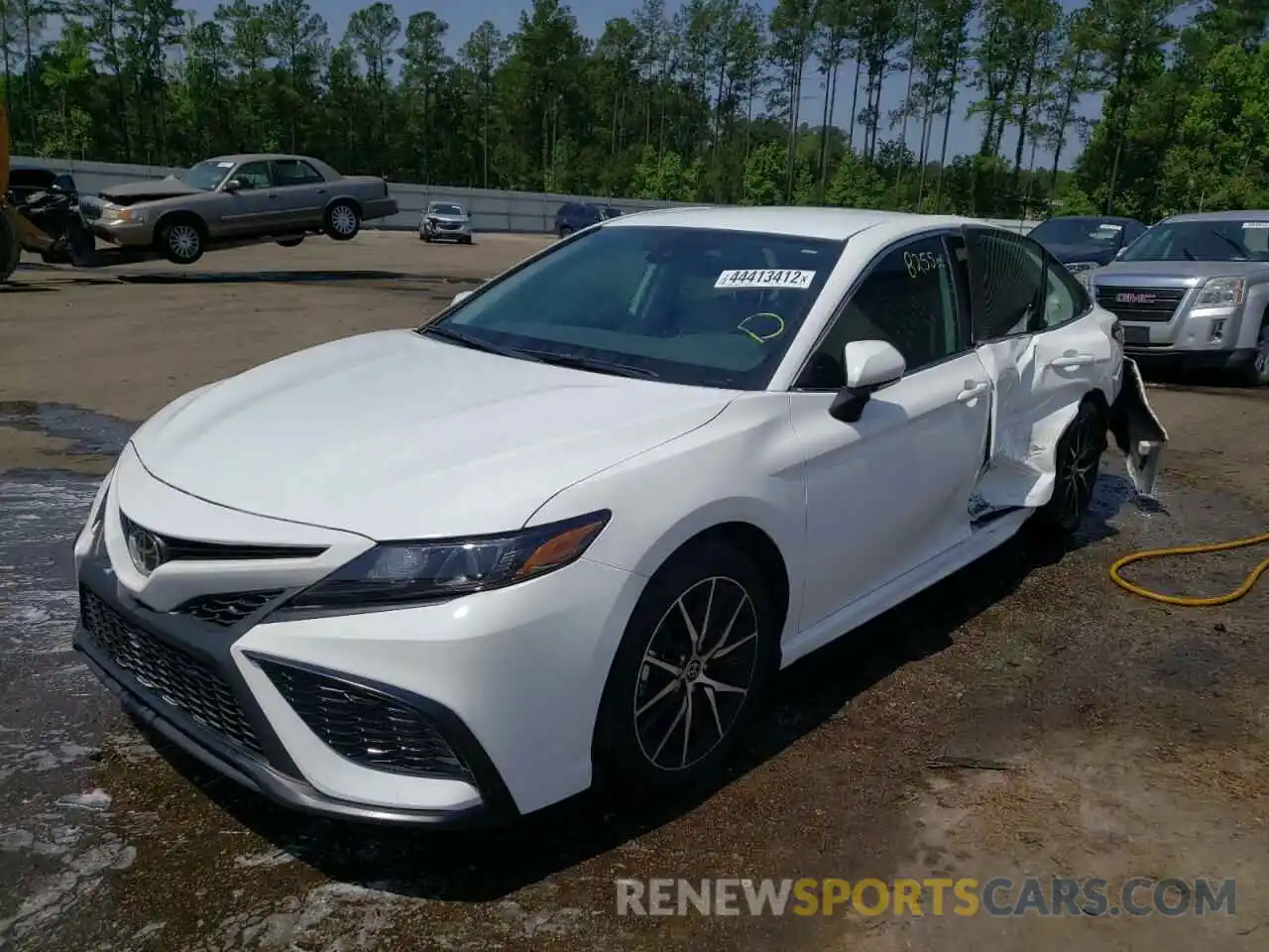 2 Photograph of a damaged car 4T1T11AK0MU488070 TOYOTA CAMRY 2021