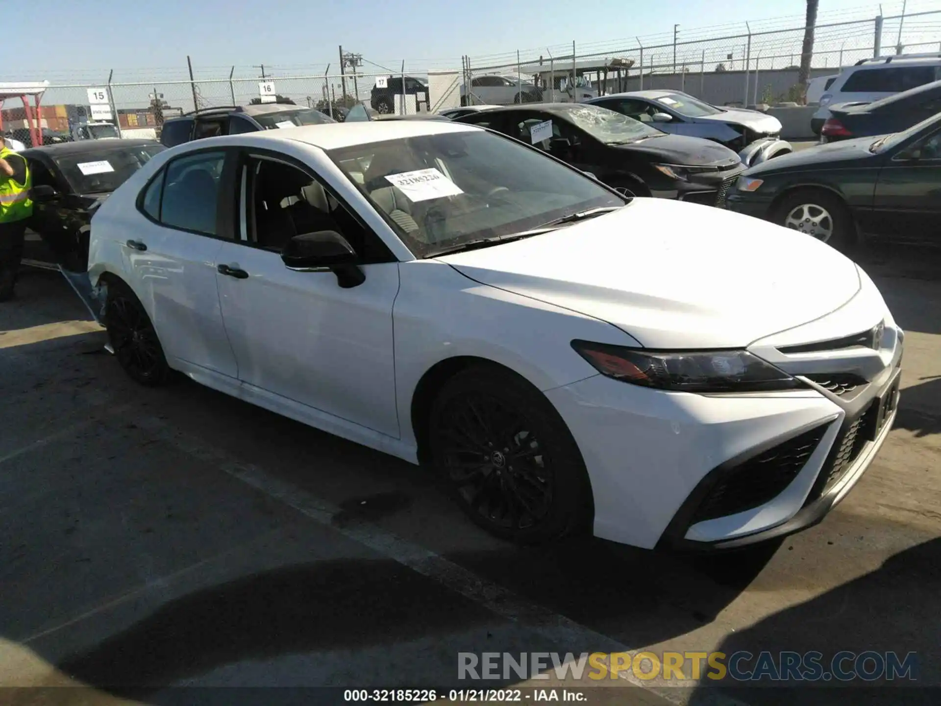 1 Photograph of a damaged car 4T1T11AK0MU496511 TOYOTA CAMRY 2021