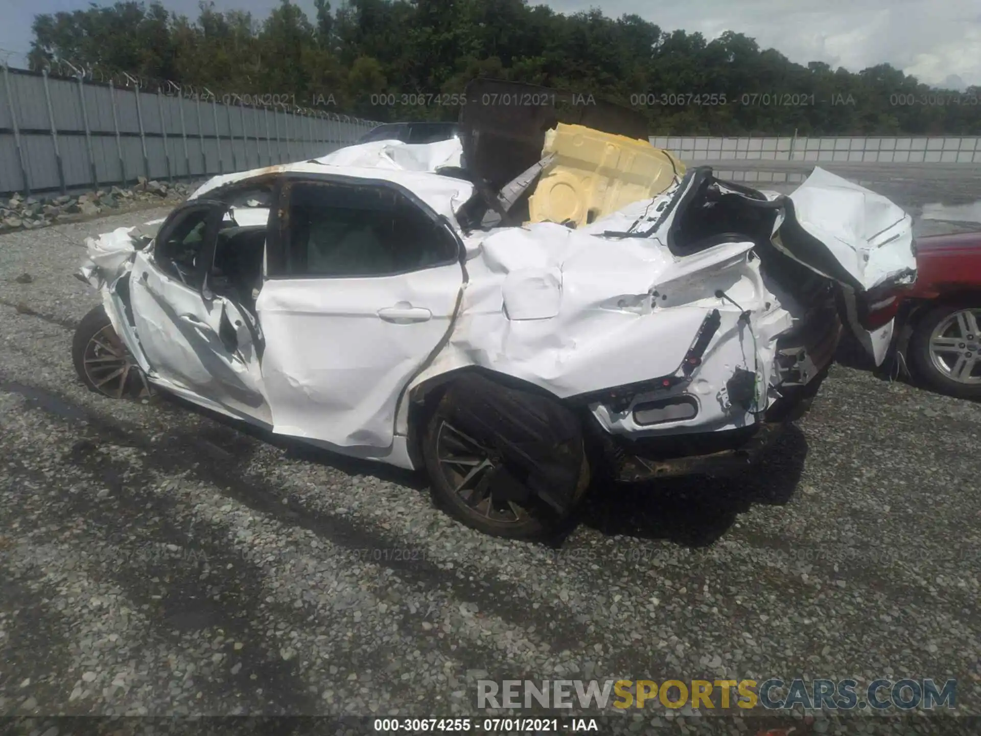 3 Photograph of a damaged car 4T1T11AK0MU516532 TOYOTA CAMRY 2021