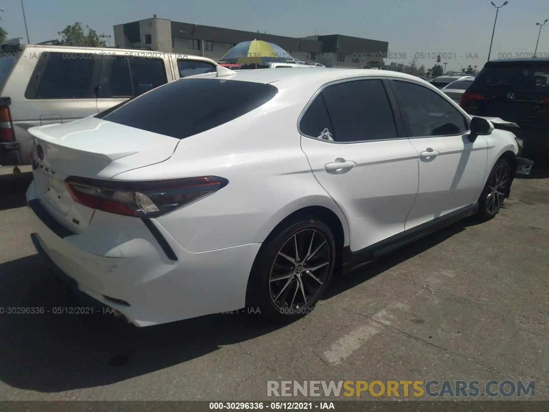 4 Photograph of a damaged car 4T1T11AK0MU518345 TOYOTA CAMRY 2021